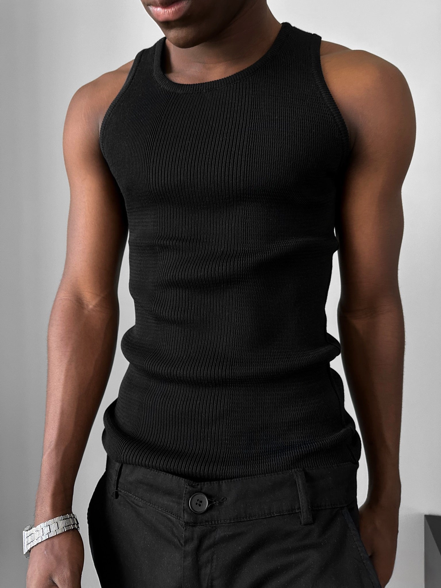 Slim Fit Knit Tanktop - Black