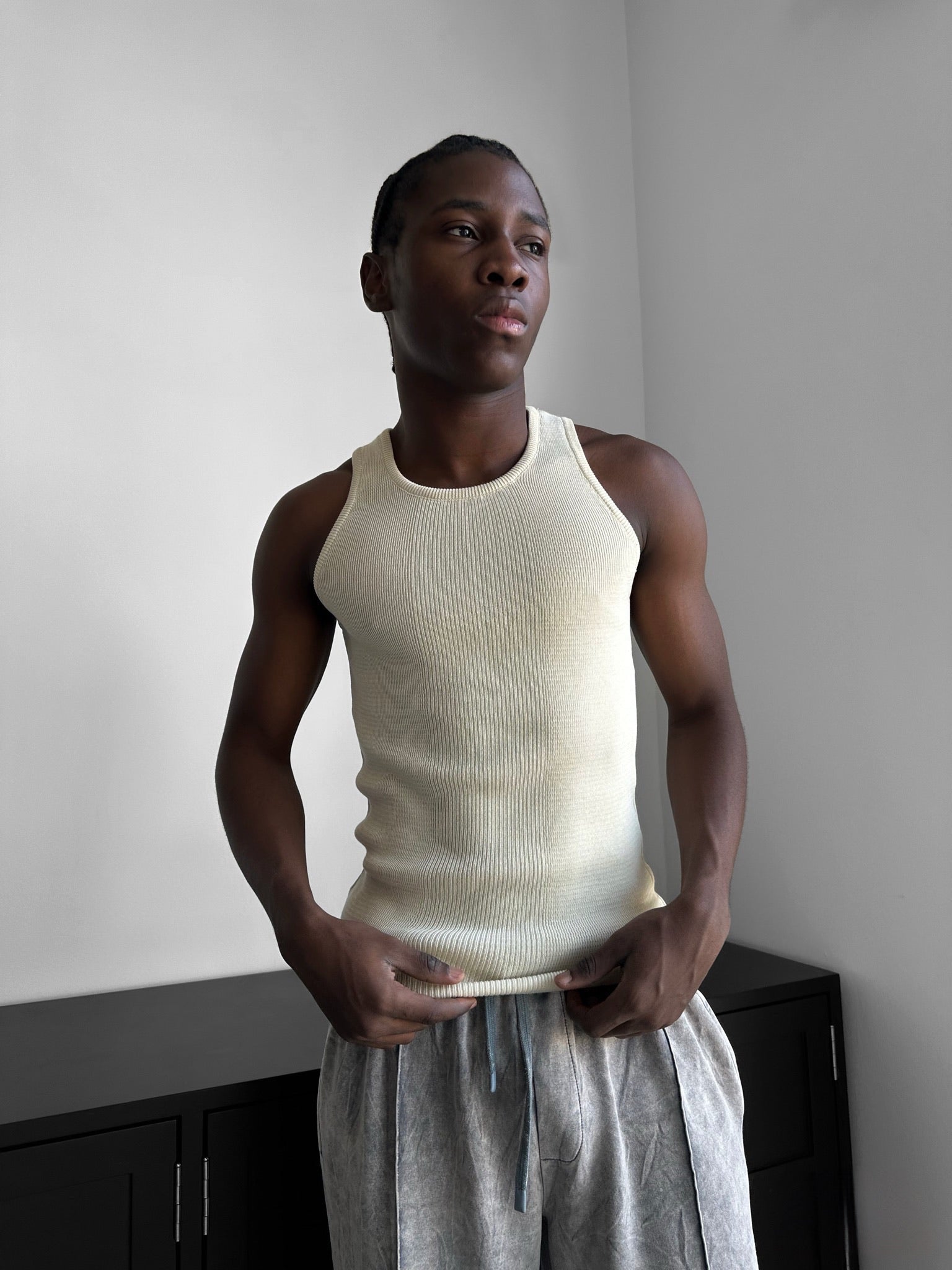 Slim Fit Knit Tanktop - Beige