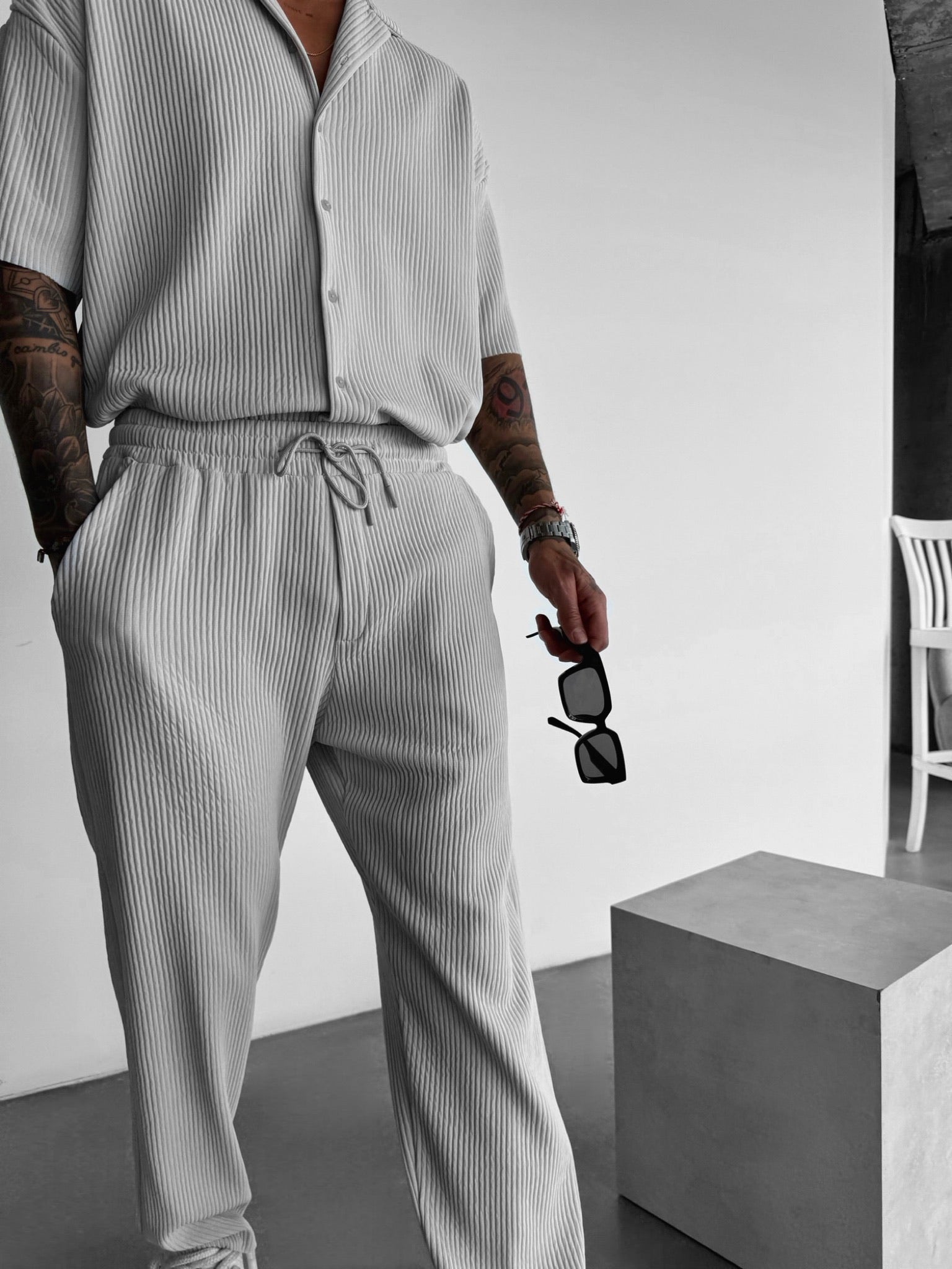 Loose Fit Ribbed Trousers - Grey