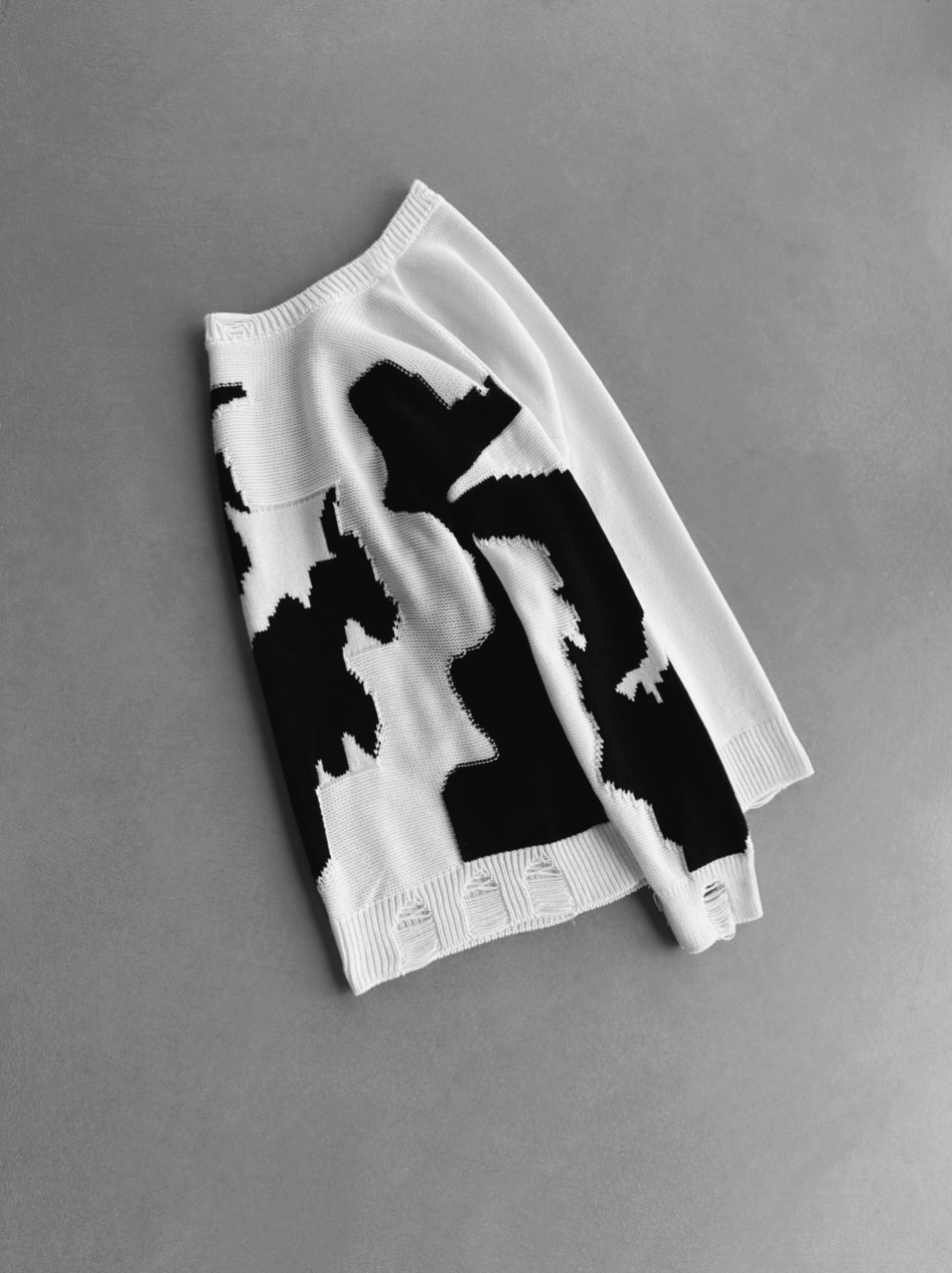 Oversize Cow Knit Sweater - White