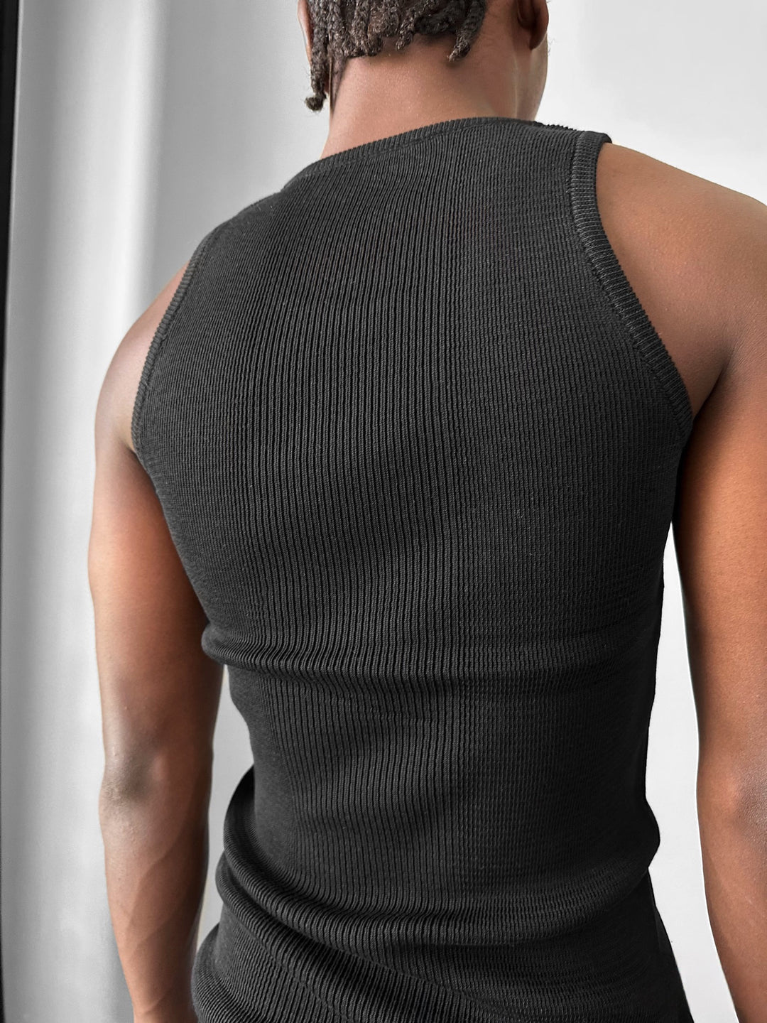 Slim Fit Knit Tanktop - Black