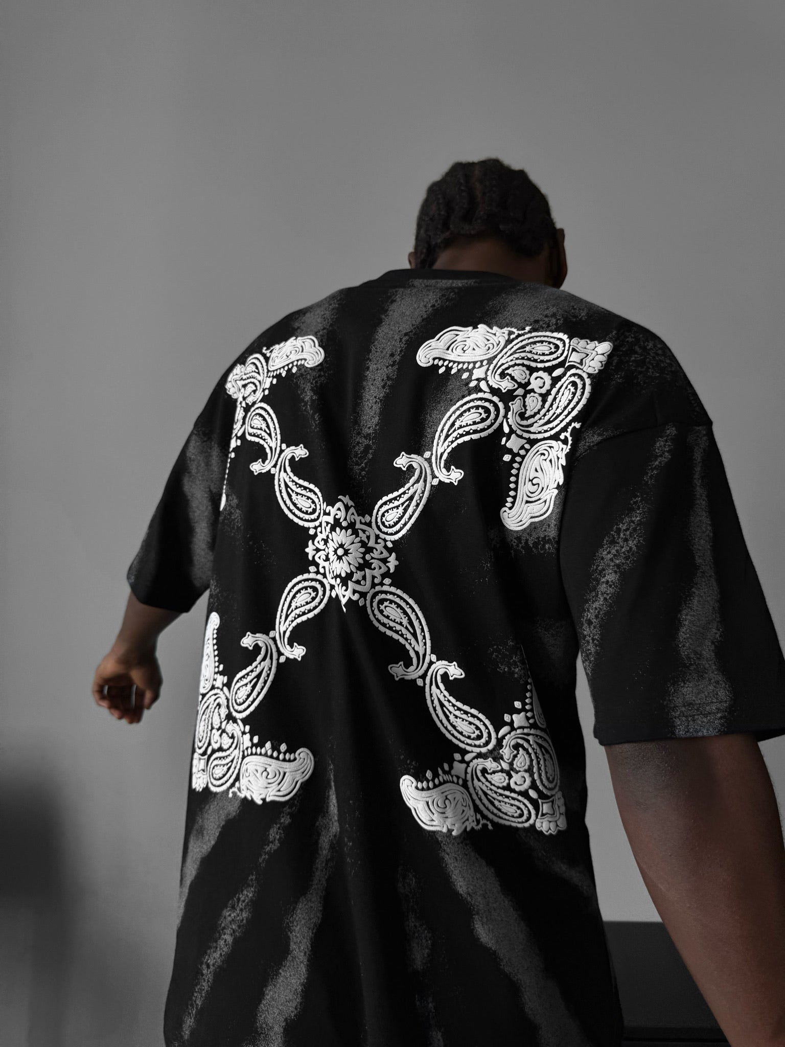 Oversize 'Sacred' T-Shirt - Black