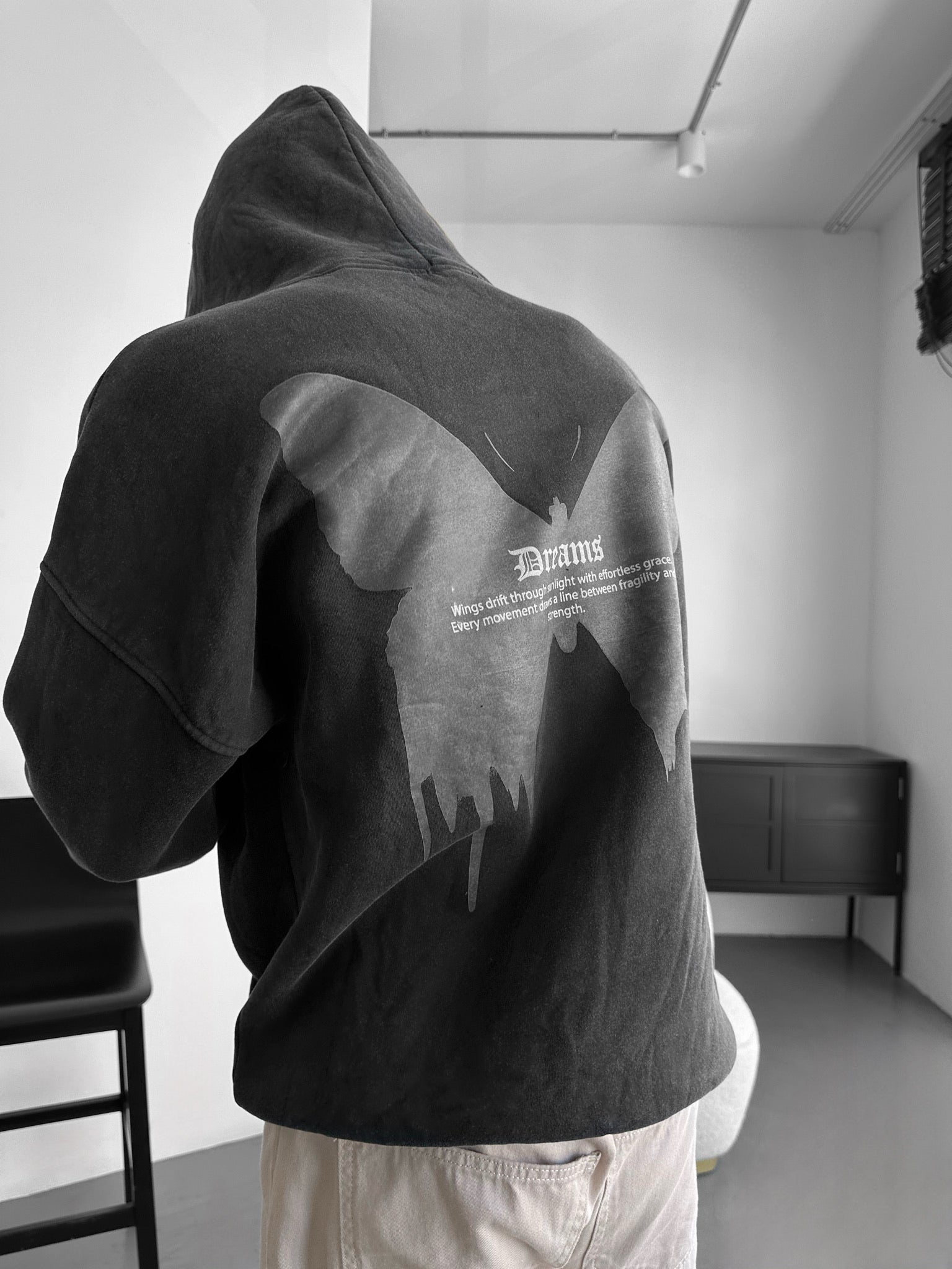 Oversize Washed 'Dreams' Hoodie - Anthracite