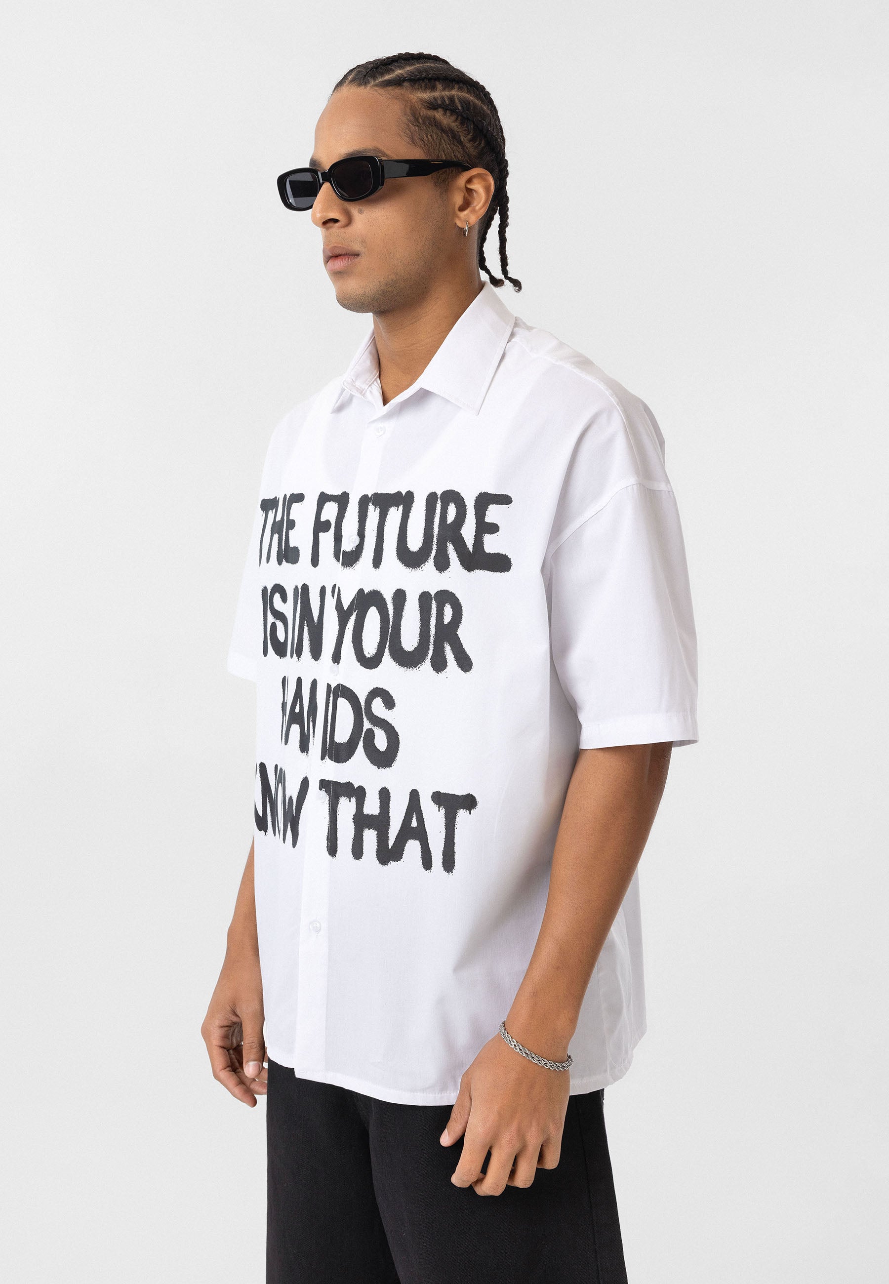 Soft white Oversize Printed Short-Sleeve Shirt – Relaxed Streetwear Vibe