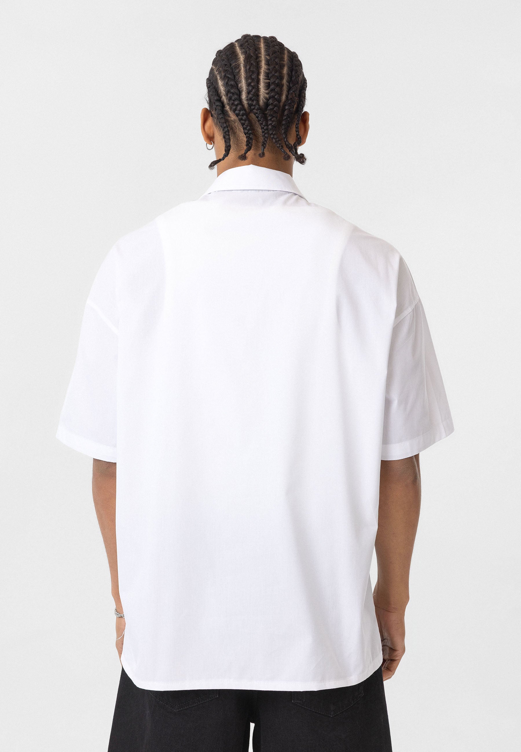 Soft white Oversize Printed Short-Sleeve Shirt – Relaxed Streetwear Vibe