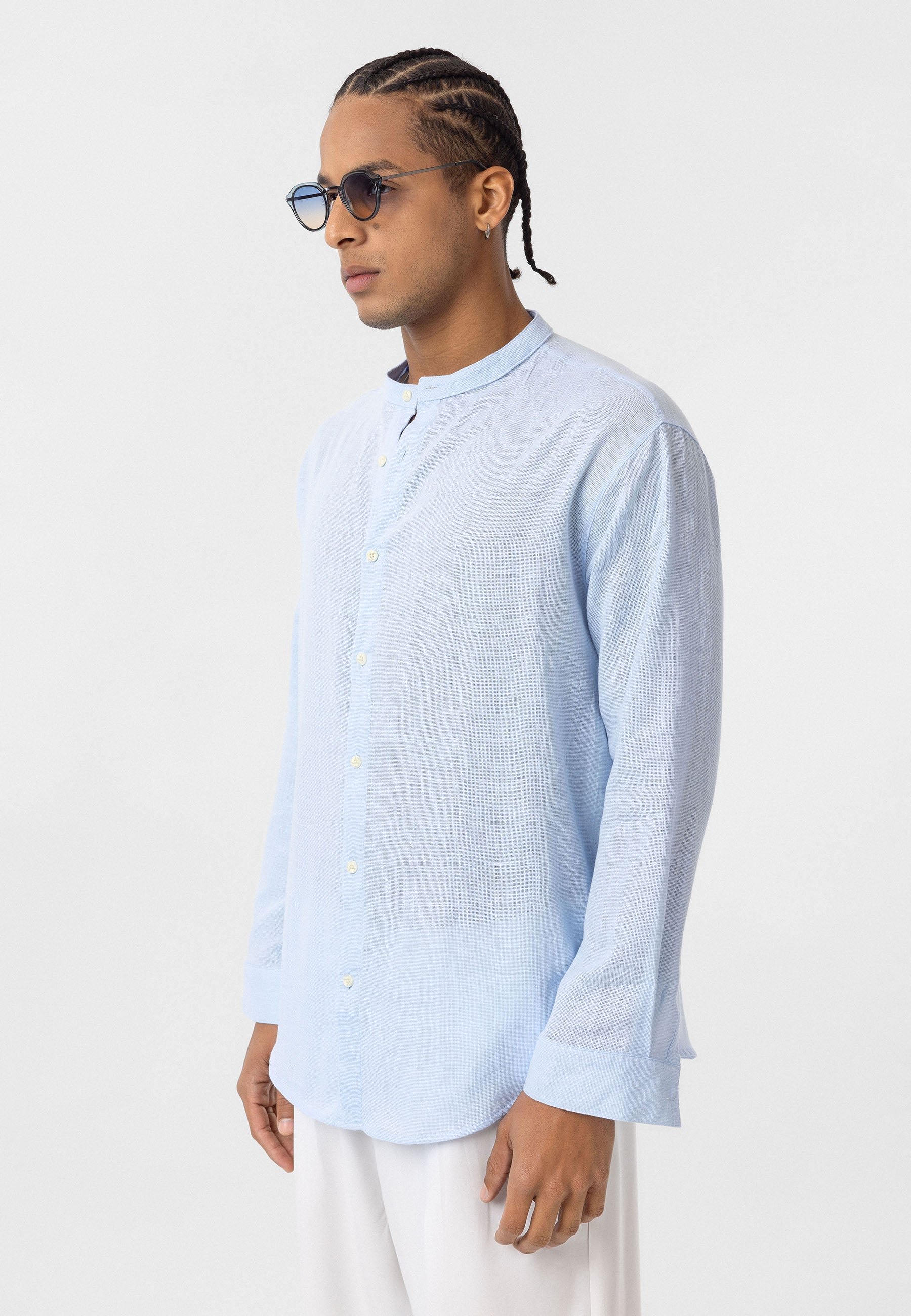 Light Blue Button-Up Shirt – Regular Fit, Everyday Essential