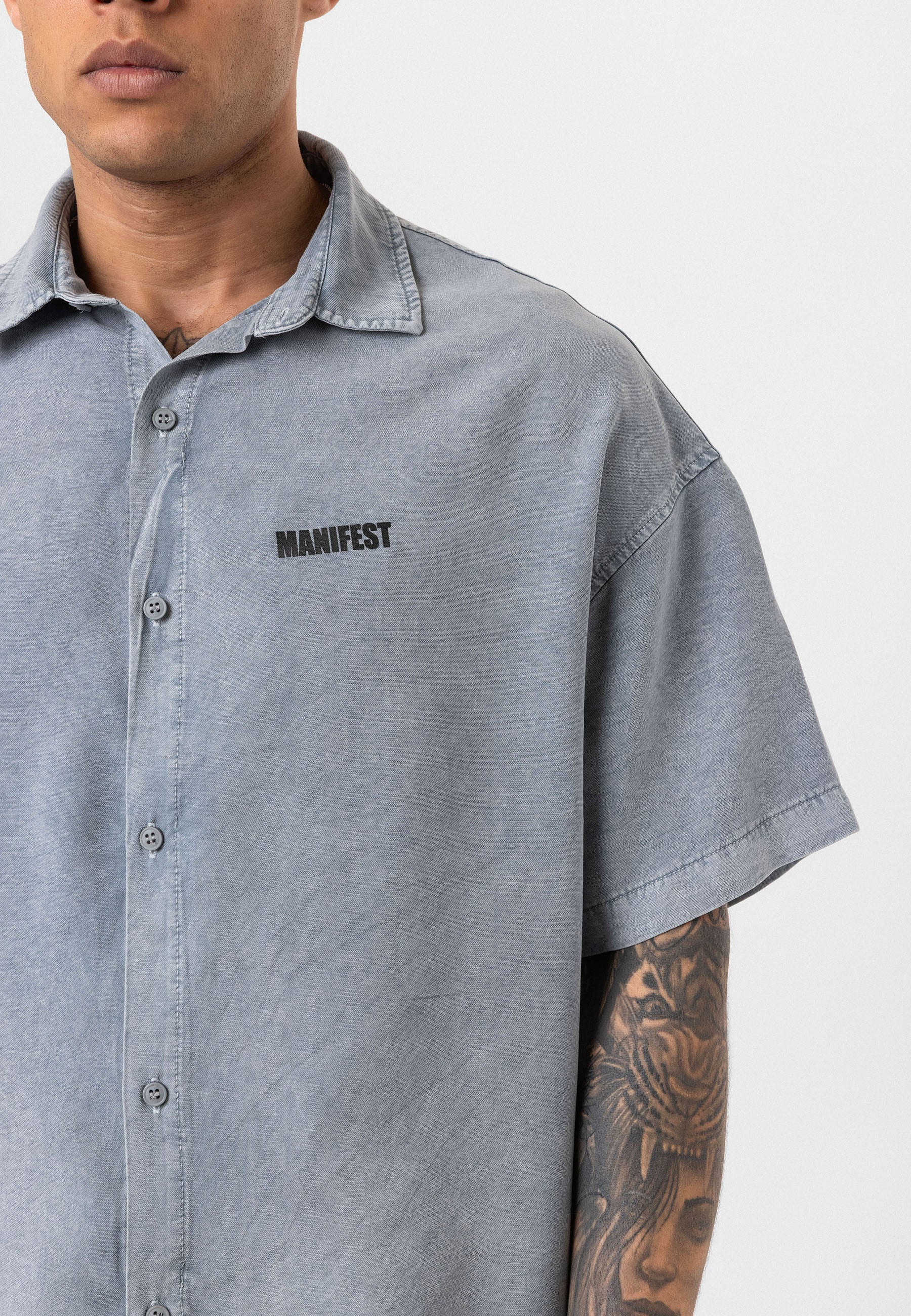 Washed Grey Oversize Printed Short Sleeve Shirt – Casual Urban Comfort