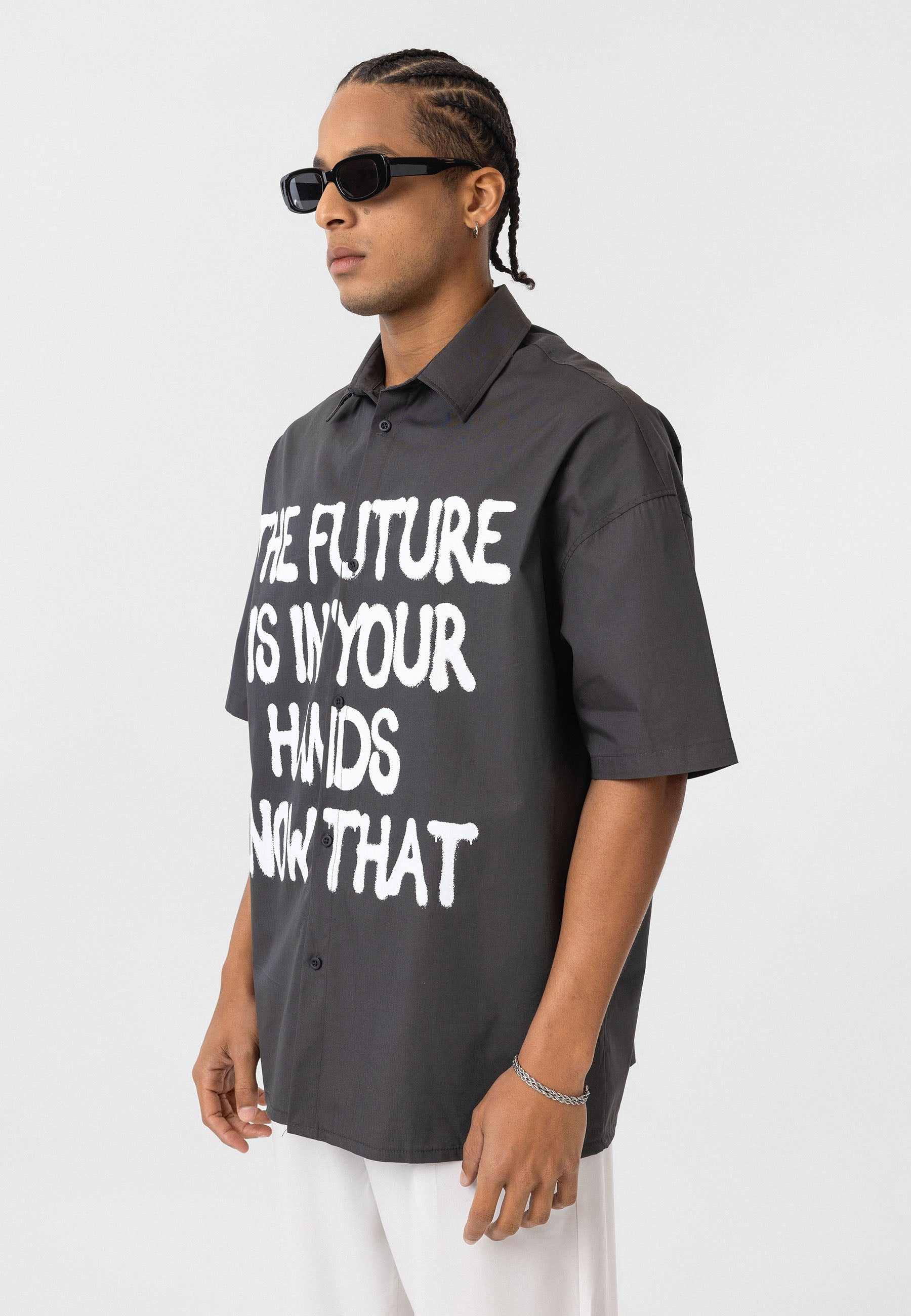 Rich Black Oversize Printed Short-Sleeve Shirt – Relaxed Streetwear