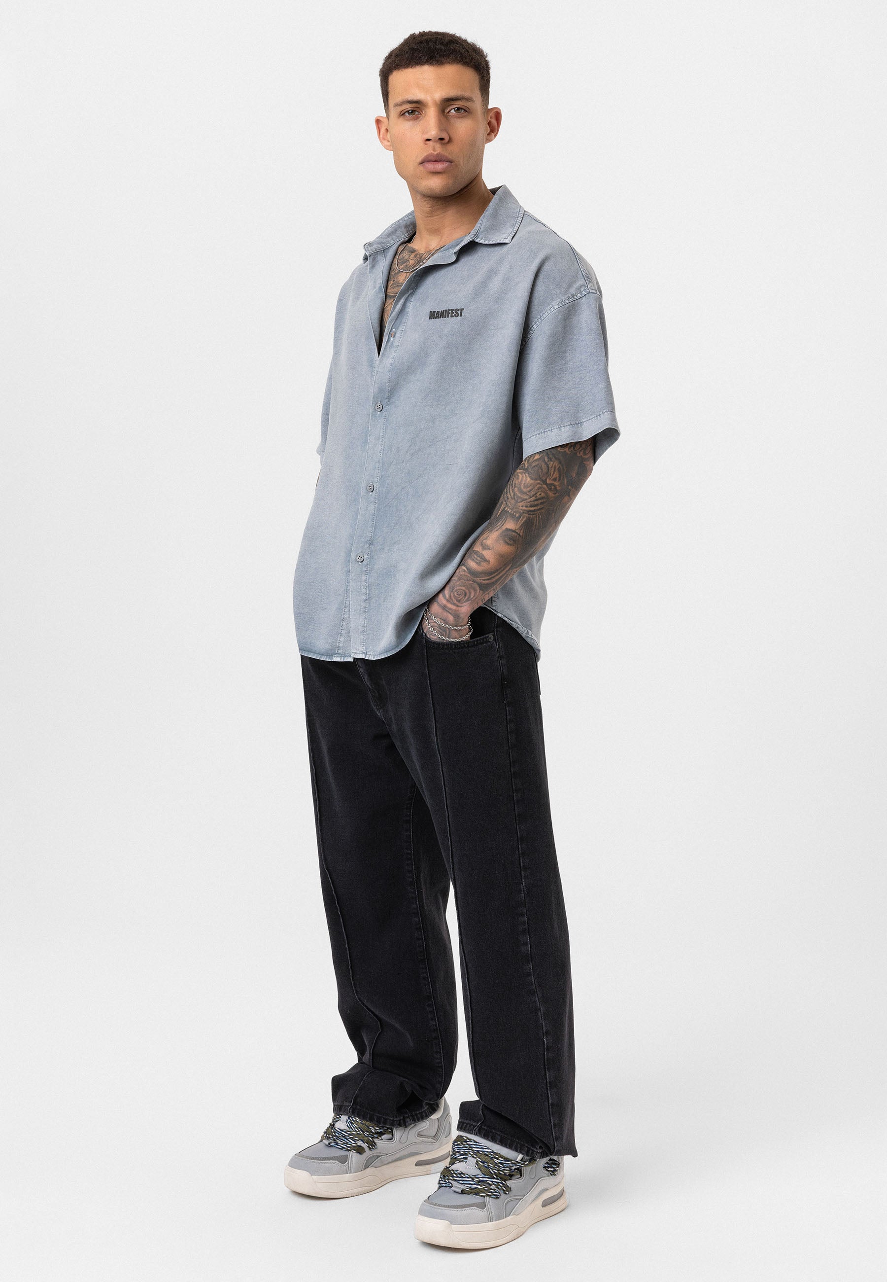 Washed Grey Oversize Printed Short Sleeve Shirt – Casual Urban Comfort