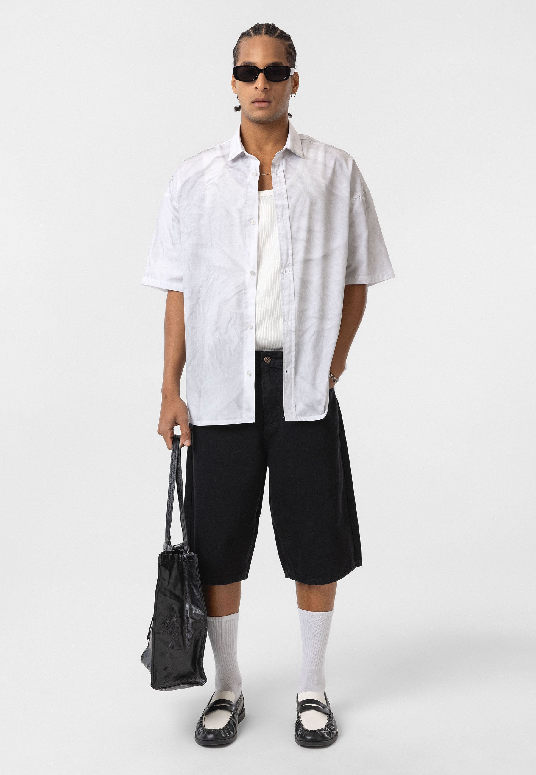 Light white Comfort Fit Shirt – Subtle Washed Minimalism