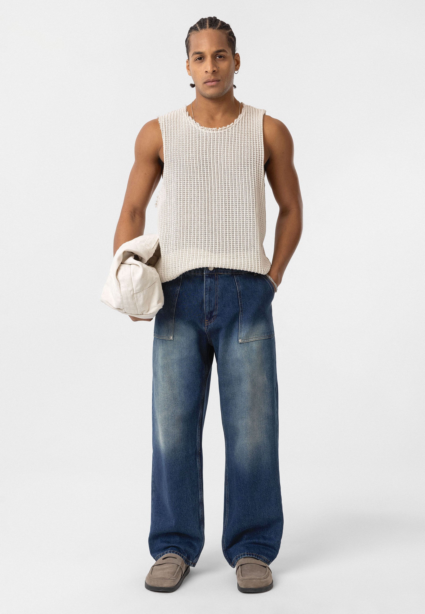 Barrel-Fit Denim Jeans – Wide Volume, Refined Structure