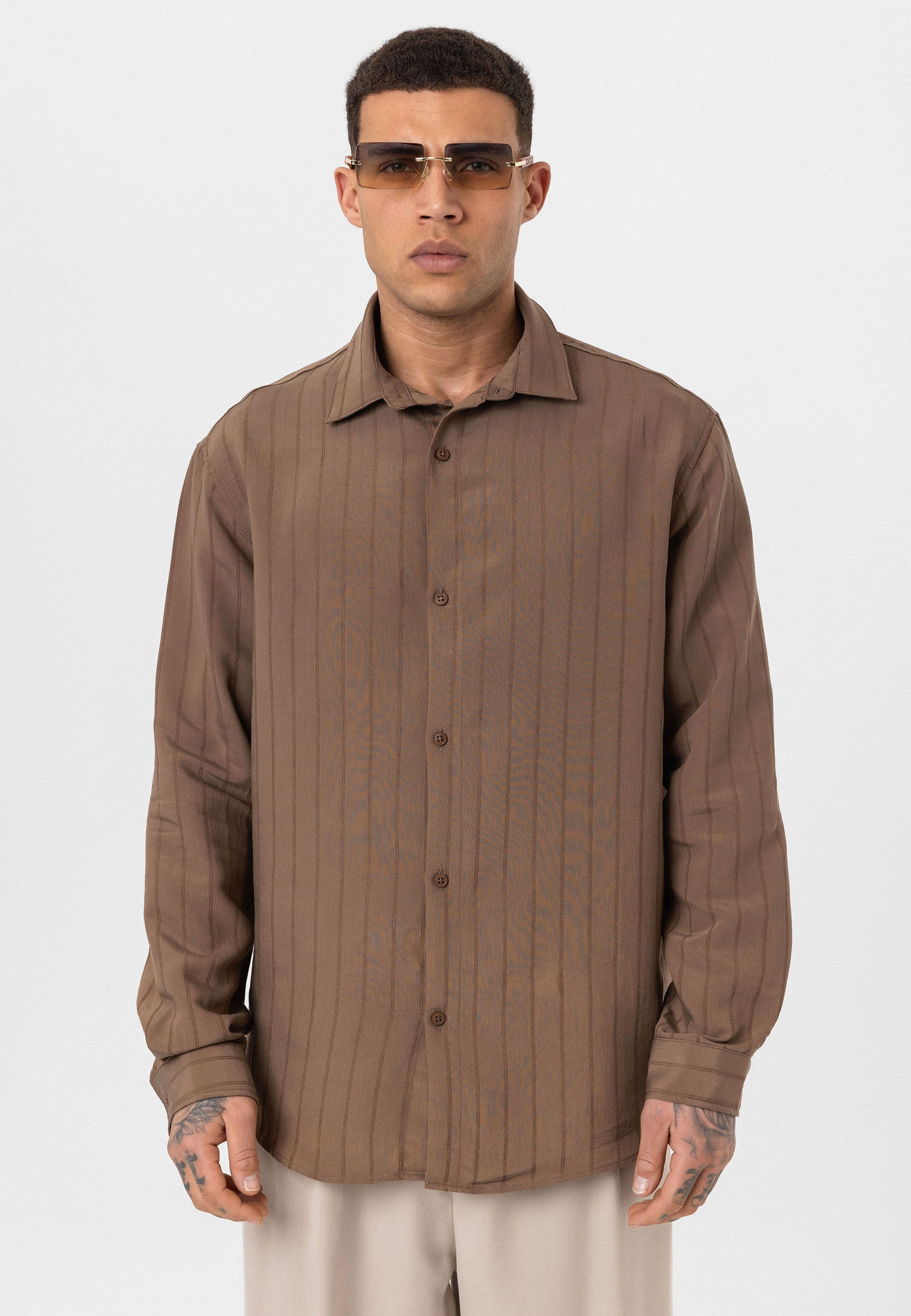 Soft Beige Button-Up Shirt – Relaxed Comfort Fit