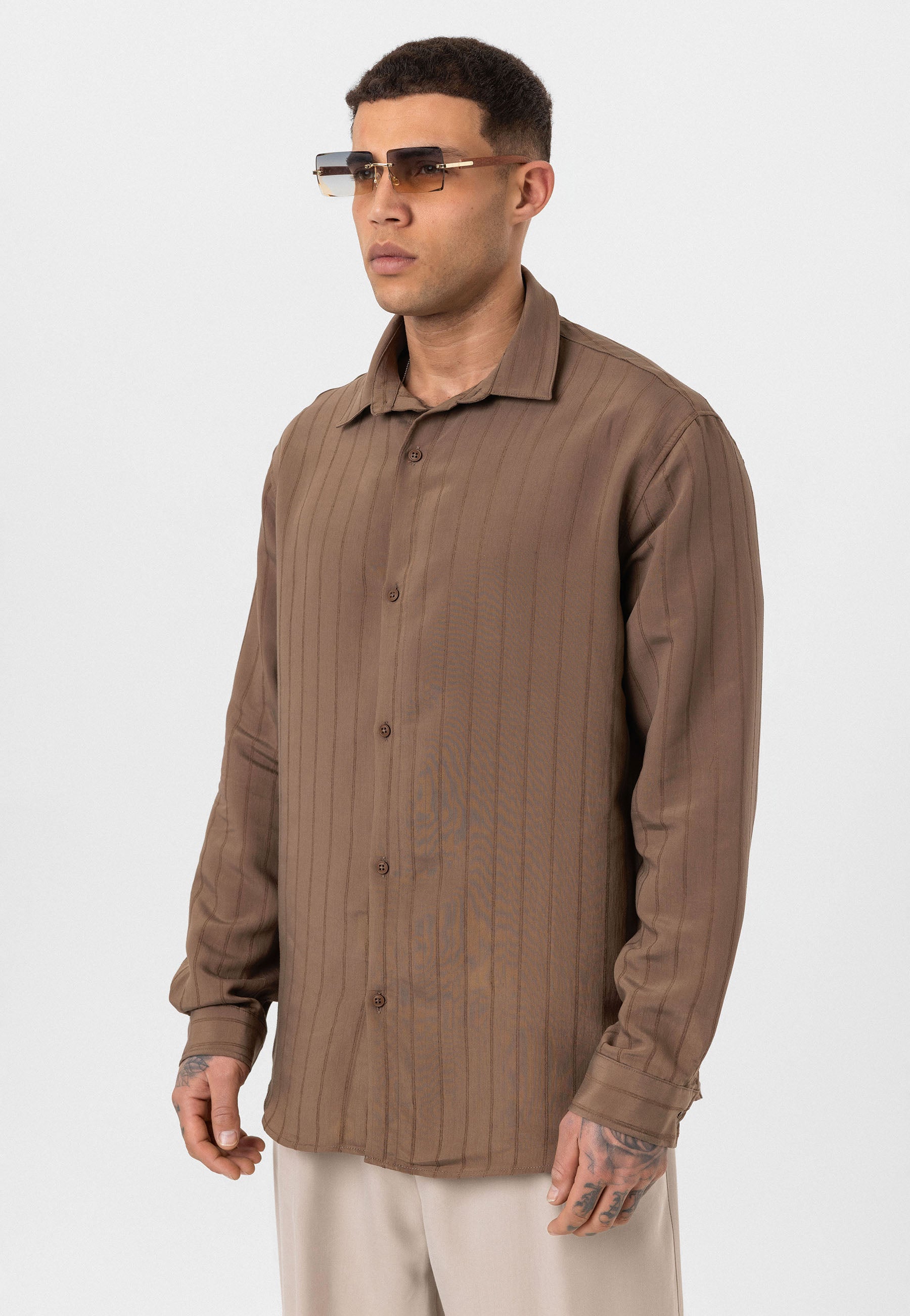 Soft Beige Button-Up Shirt – Relaxed Comfort Fit