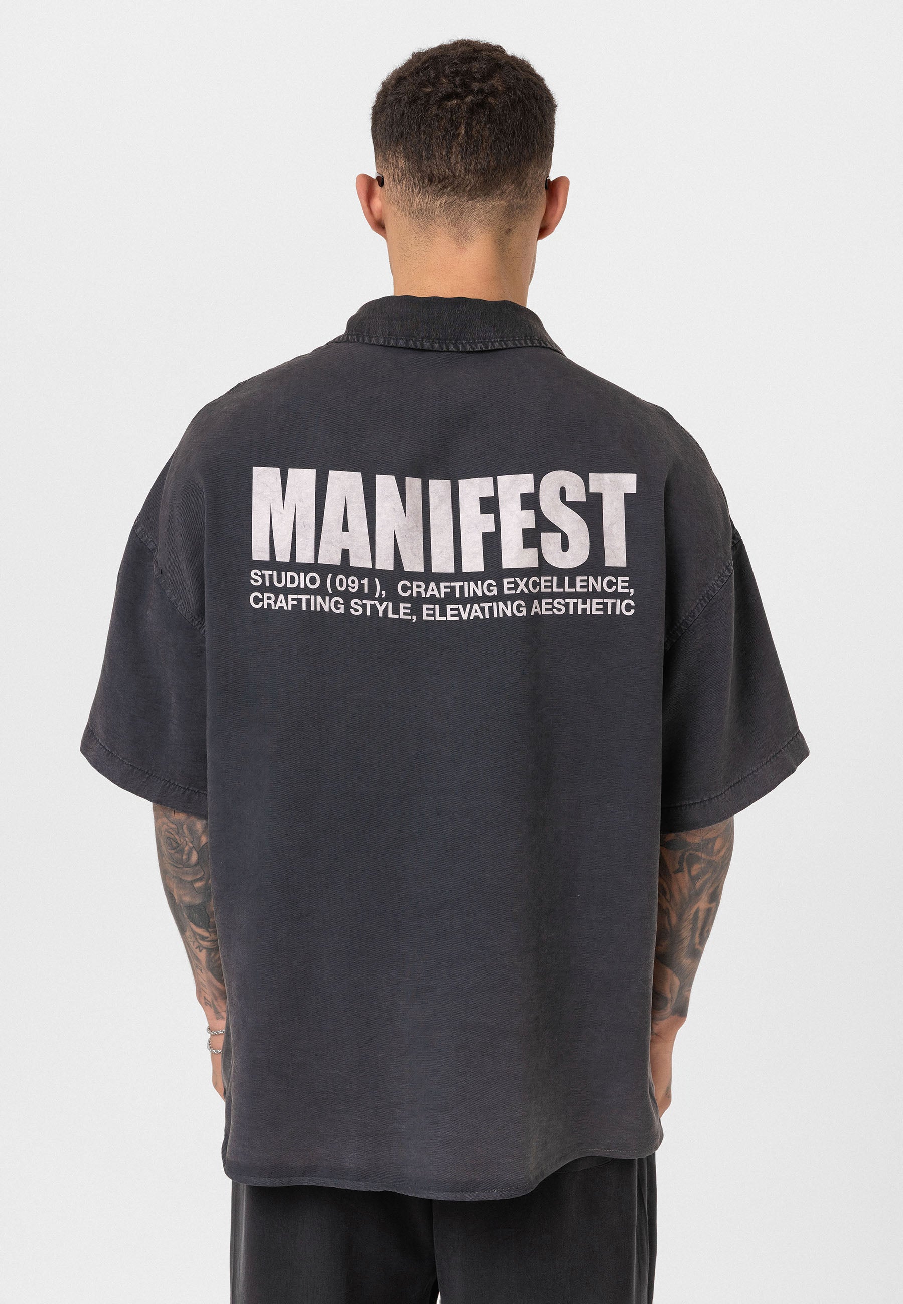 Washed Black Oversize Printed Short Sleeve Shirt – Relaxed Streetwear Vibe