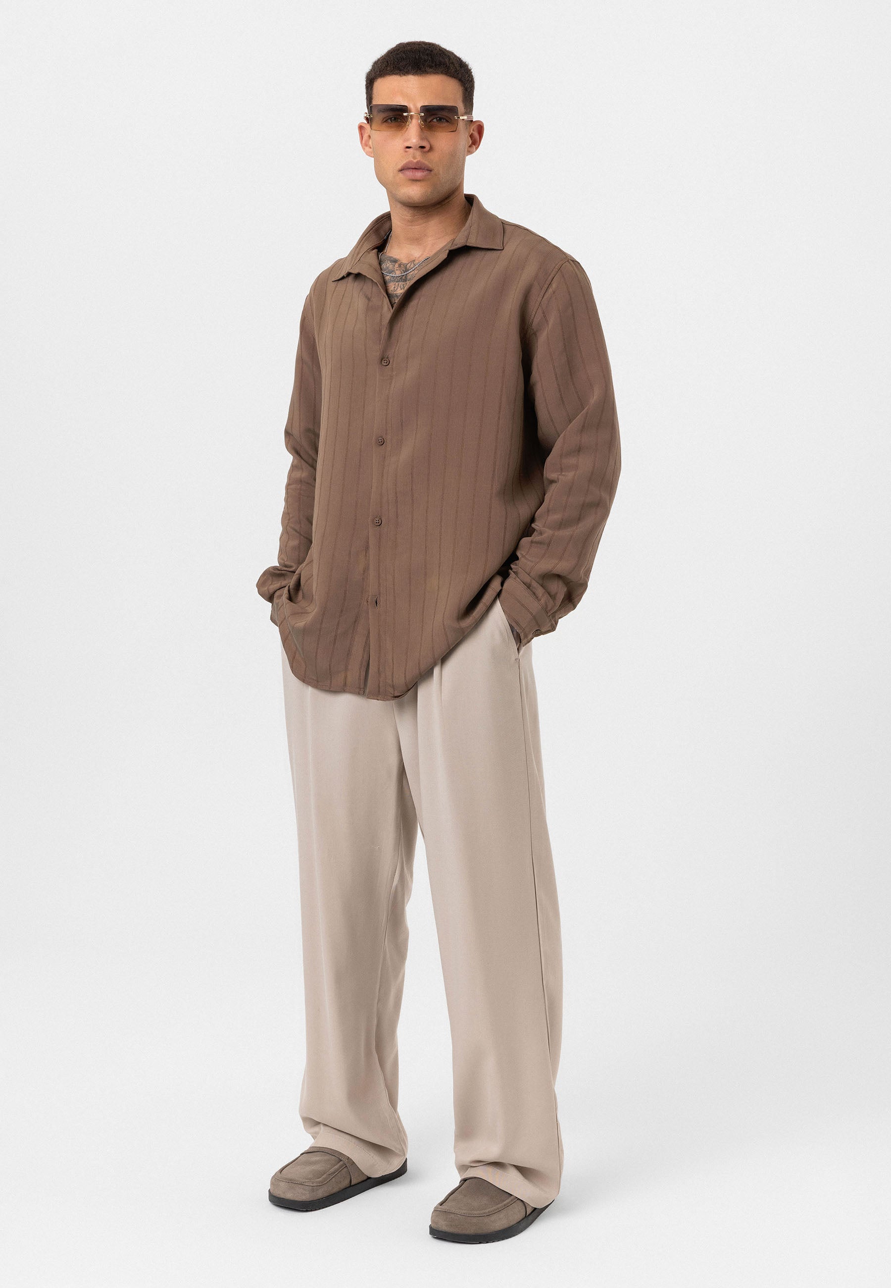 Soft Beige Button-Up Shirt – Relaxed Comfort Fit