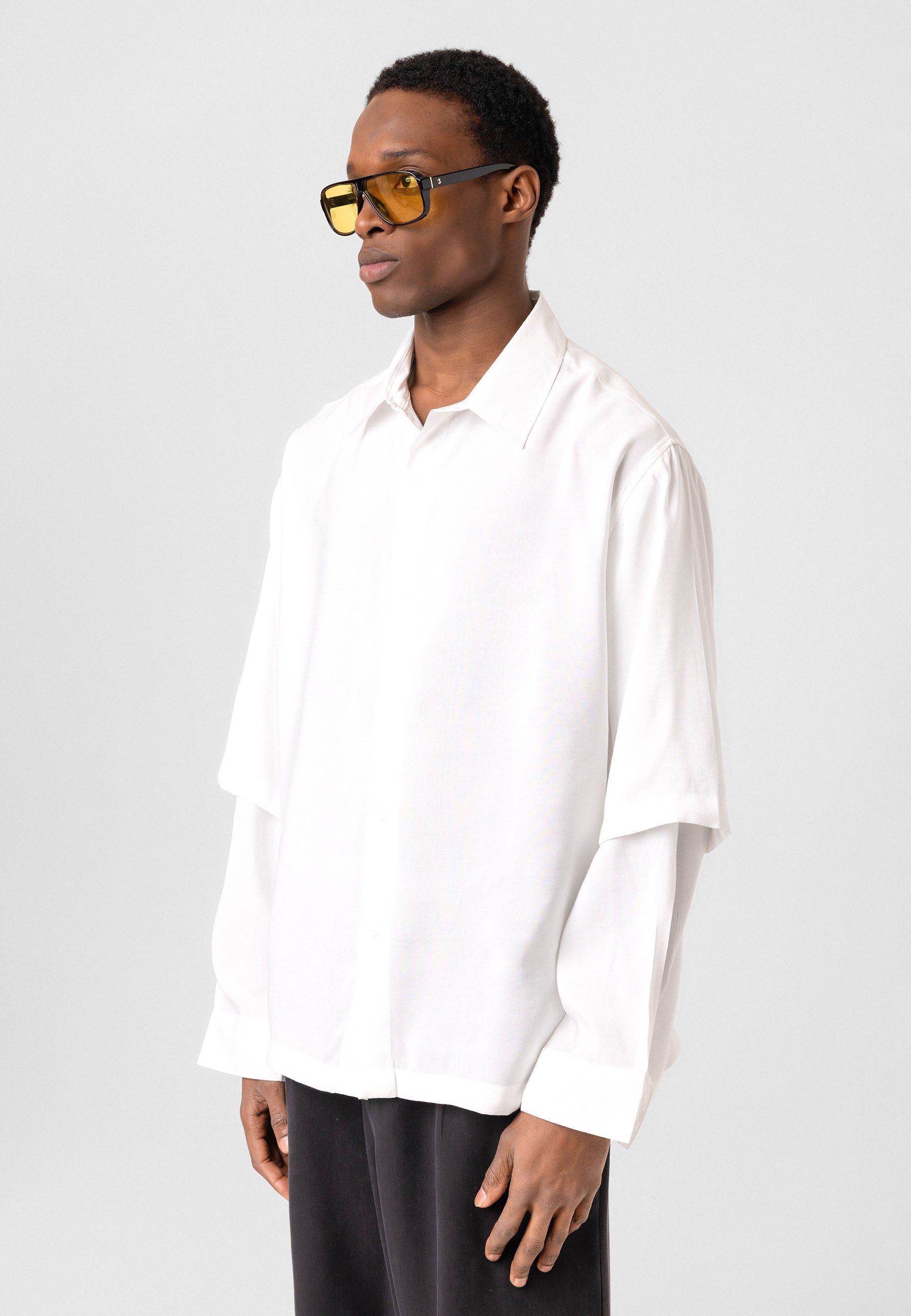 White Button-Up Shirt – Classic Everyday Comfort Fit