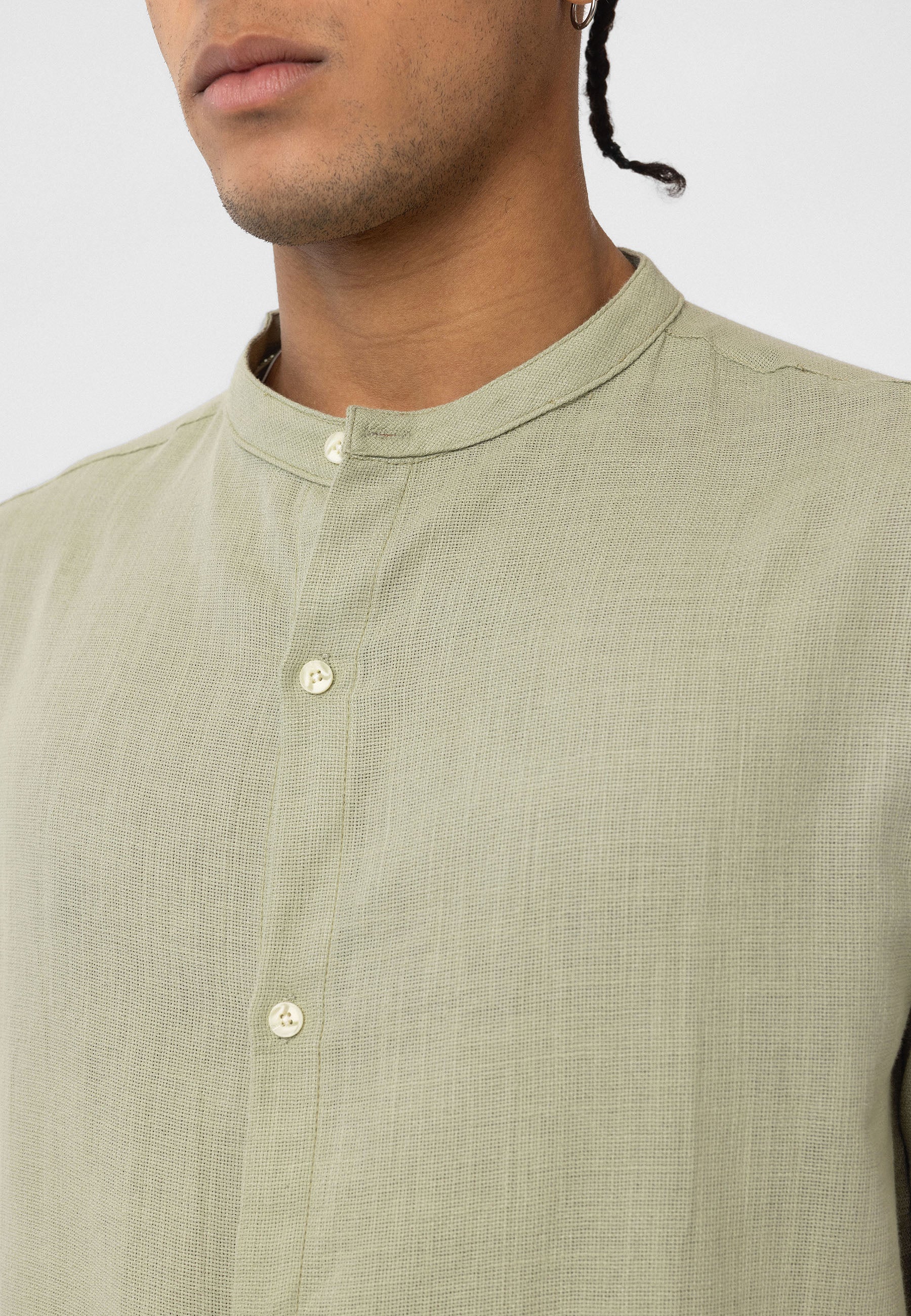 White Button-Up Shirt – Regular Fit, Classic Everyday Style