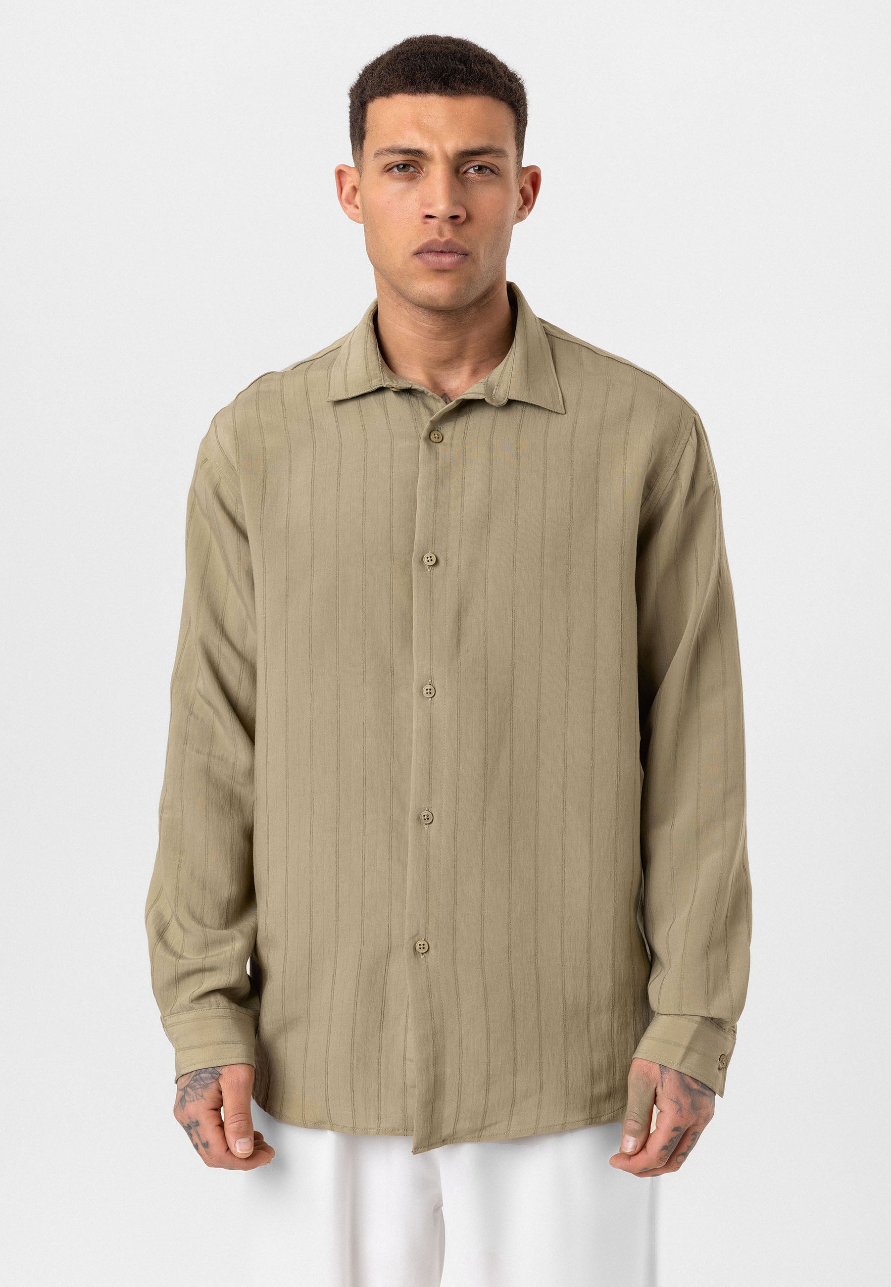 Misty Taupe Button-Up Shirt – Relaxed Comfort Fit