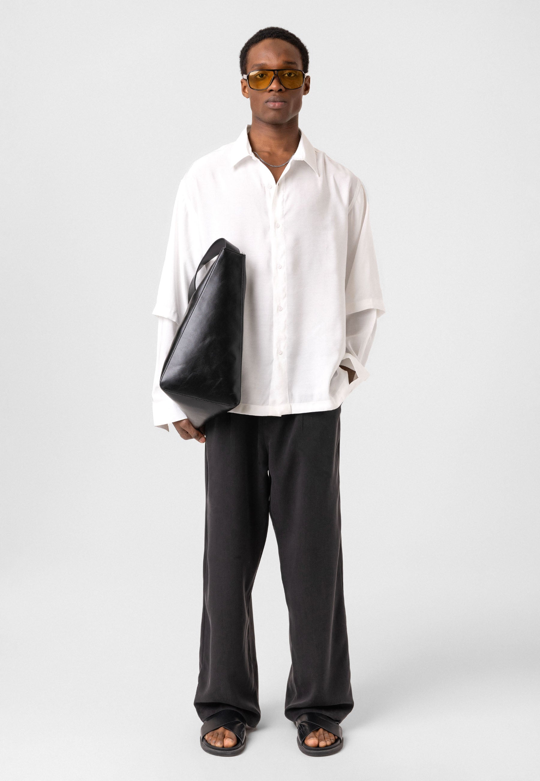 White Button-Up Shirt – Classic Everyday Comfort Fit