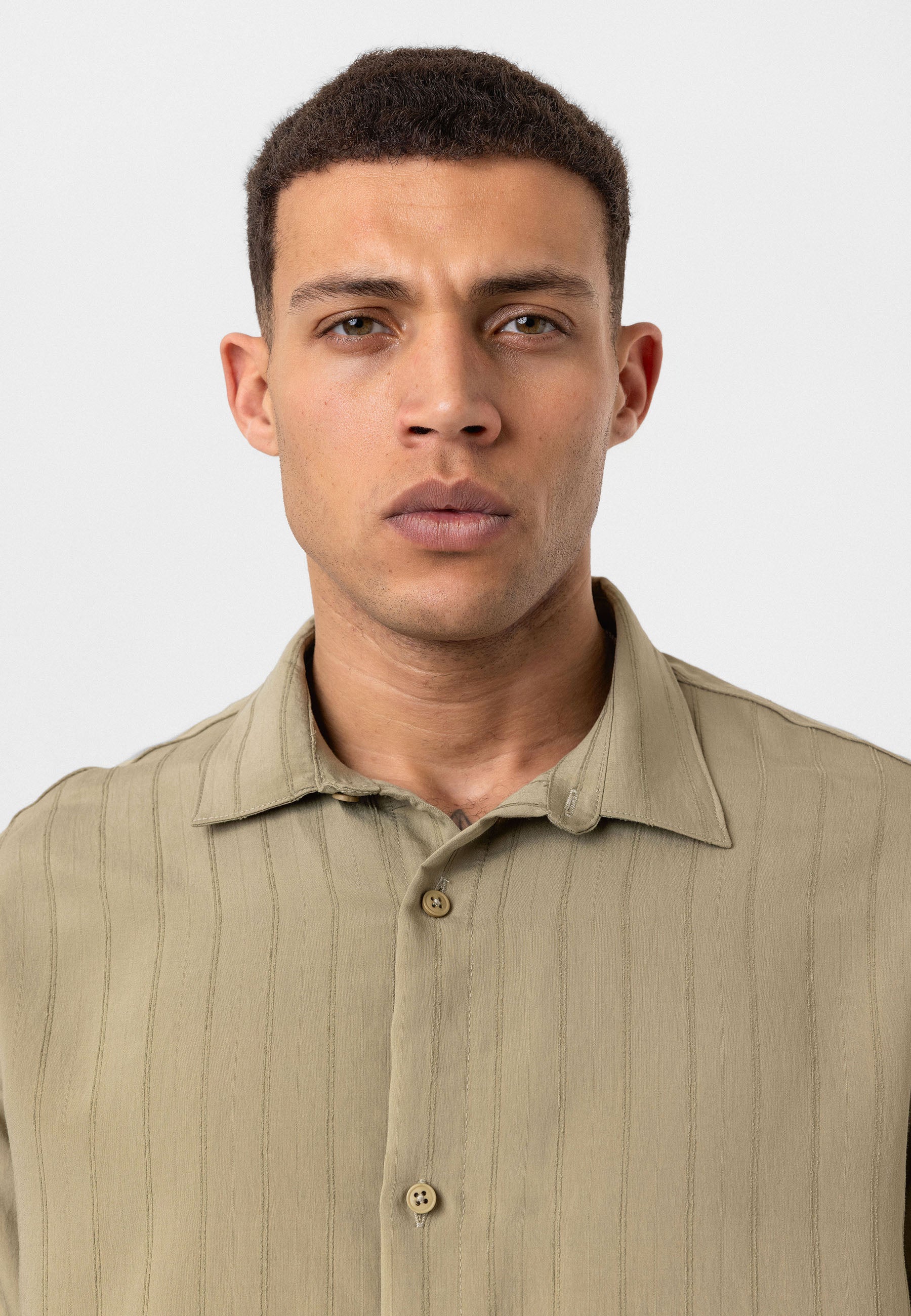 Misty Taupe Button-Up Shirt – Relaxed Comfort Fit