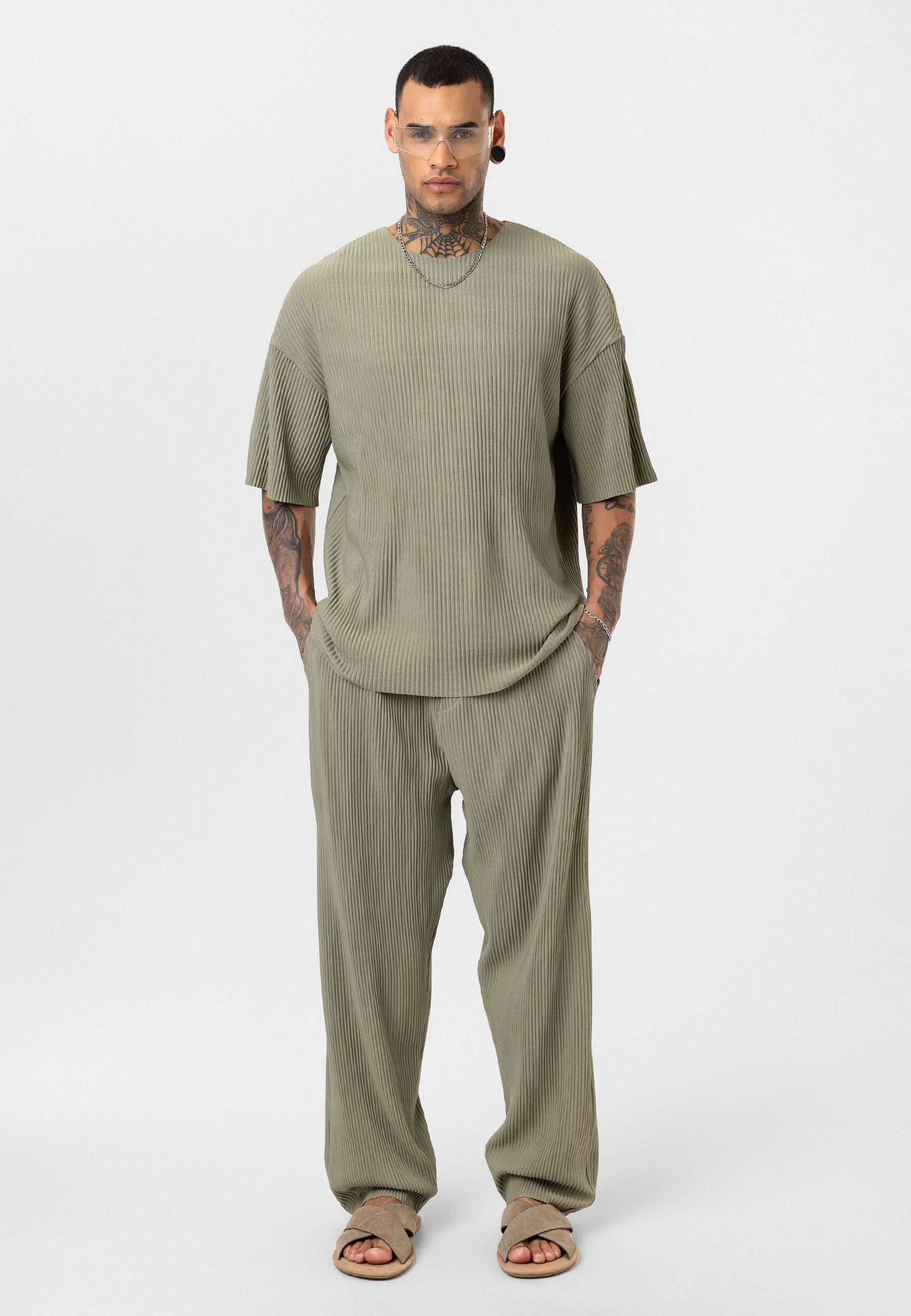 Gray Ribbed Oversized T-Shirt Trendy Casual Look