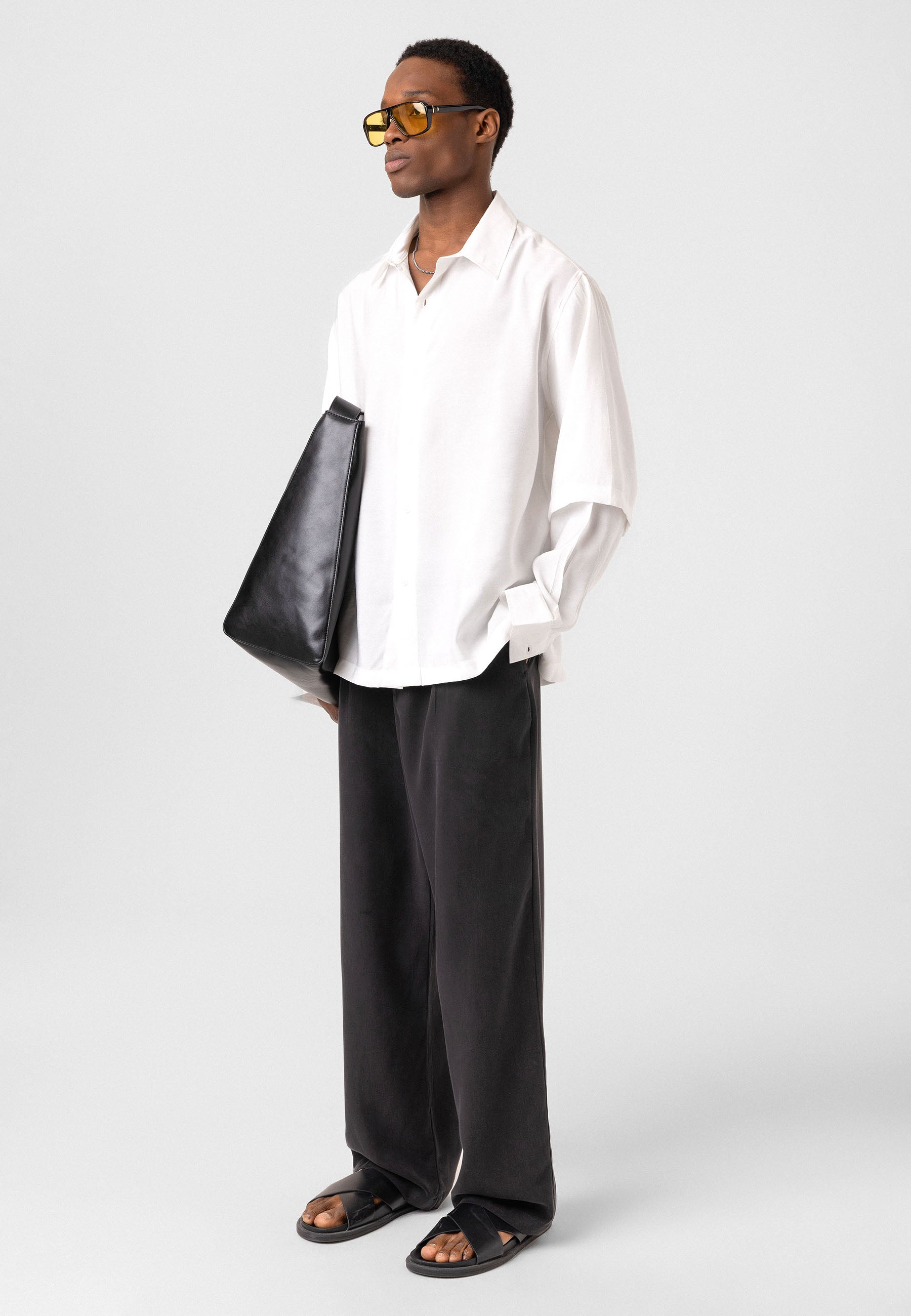 White Button-Up Shirt – Classic Everyday Comfort Fit