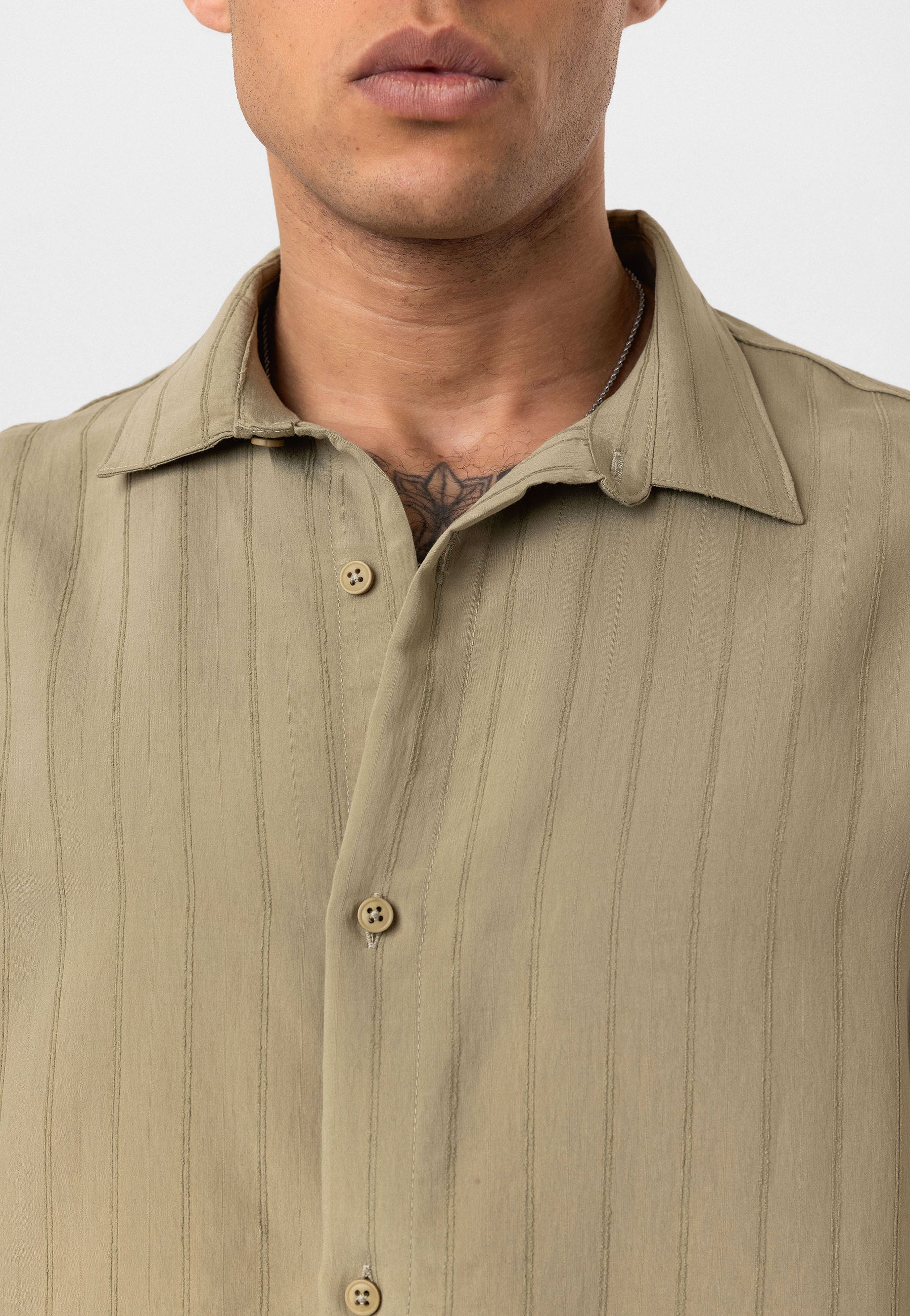 Misty Taupe Button-Up Shirt – Relaxed Comfort Fit