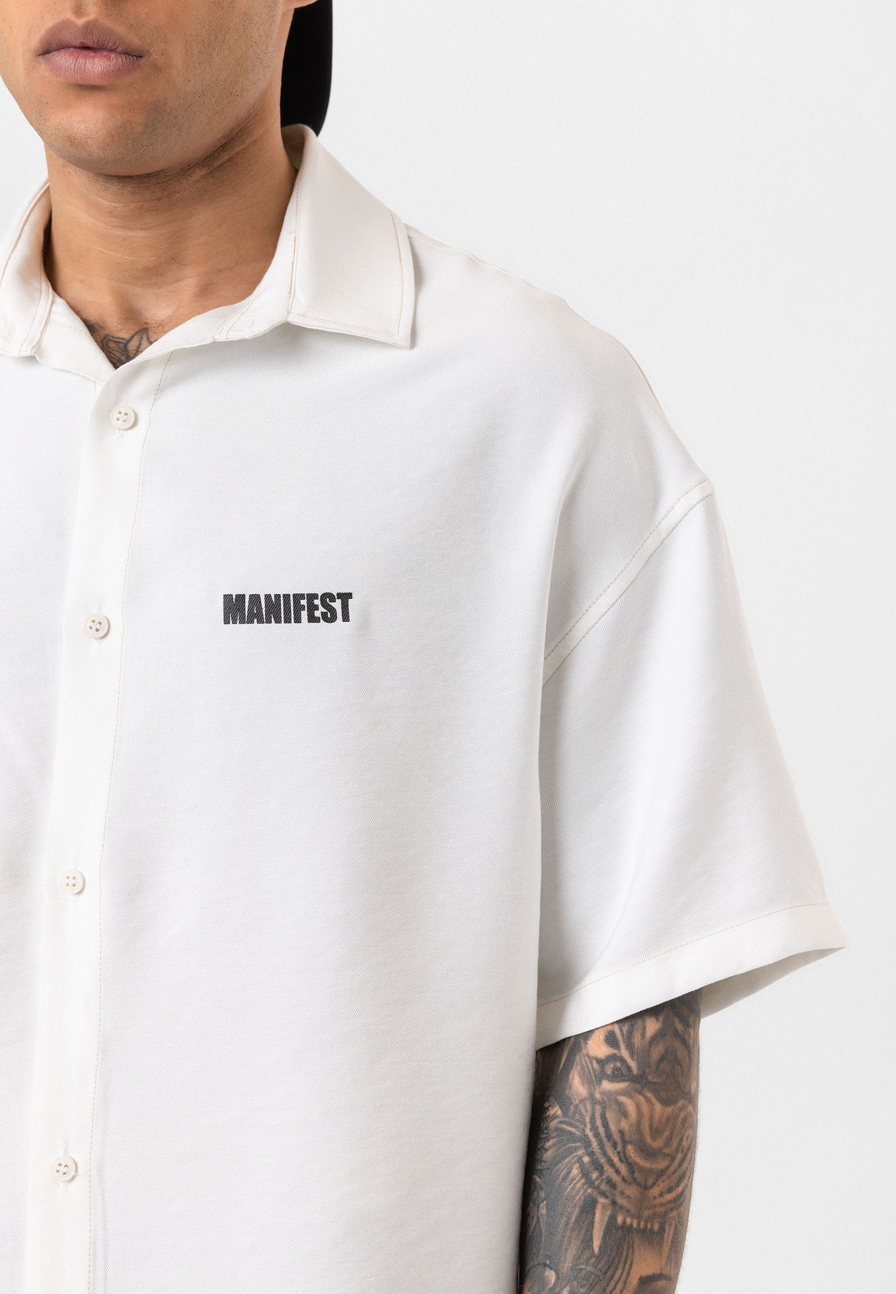 Soft White Oversize Printed Short Sleeve Shirt – Casual Comfort Fit