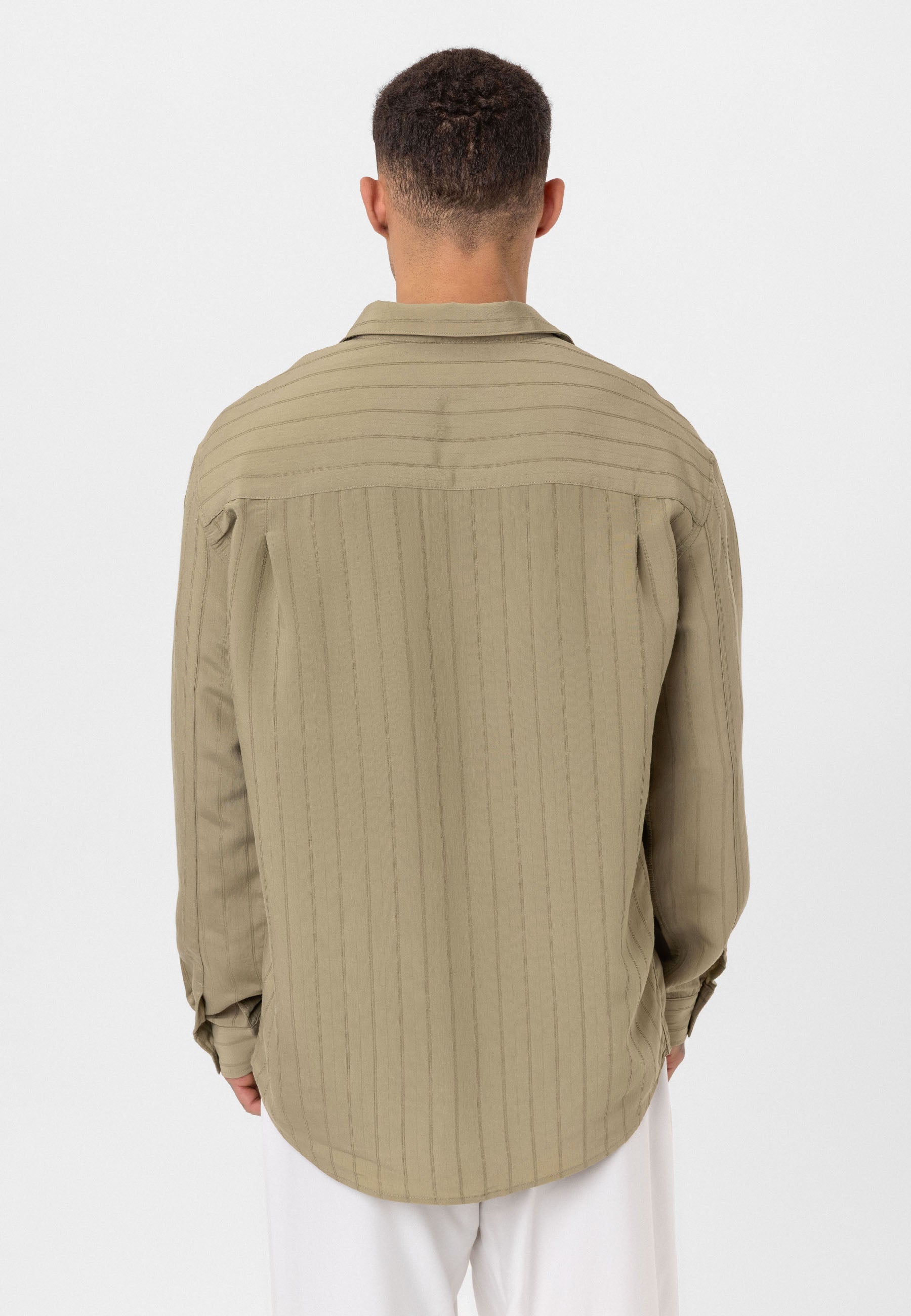 Misty Taupe Button-Up Shirt – Relaxed Comfort Fit