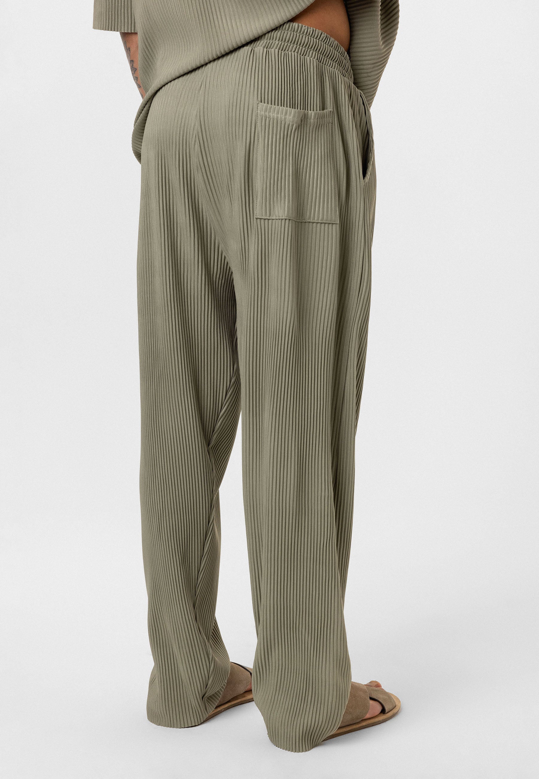 Gray Ribbed Oversized T-Shirt Trendy Casual Look