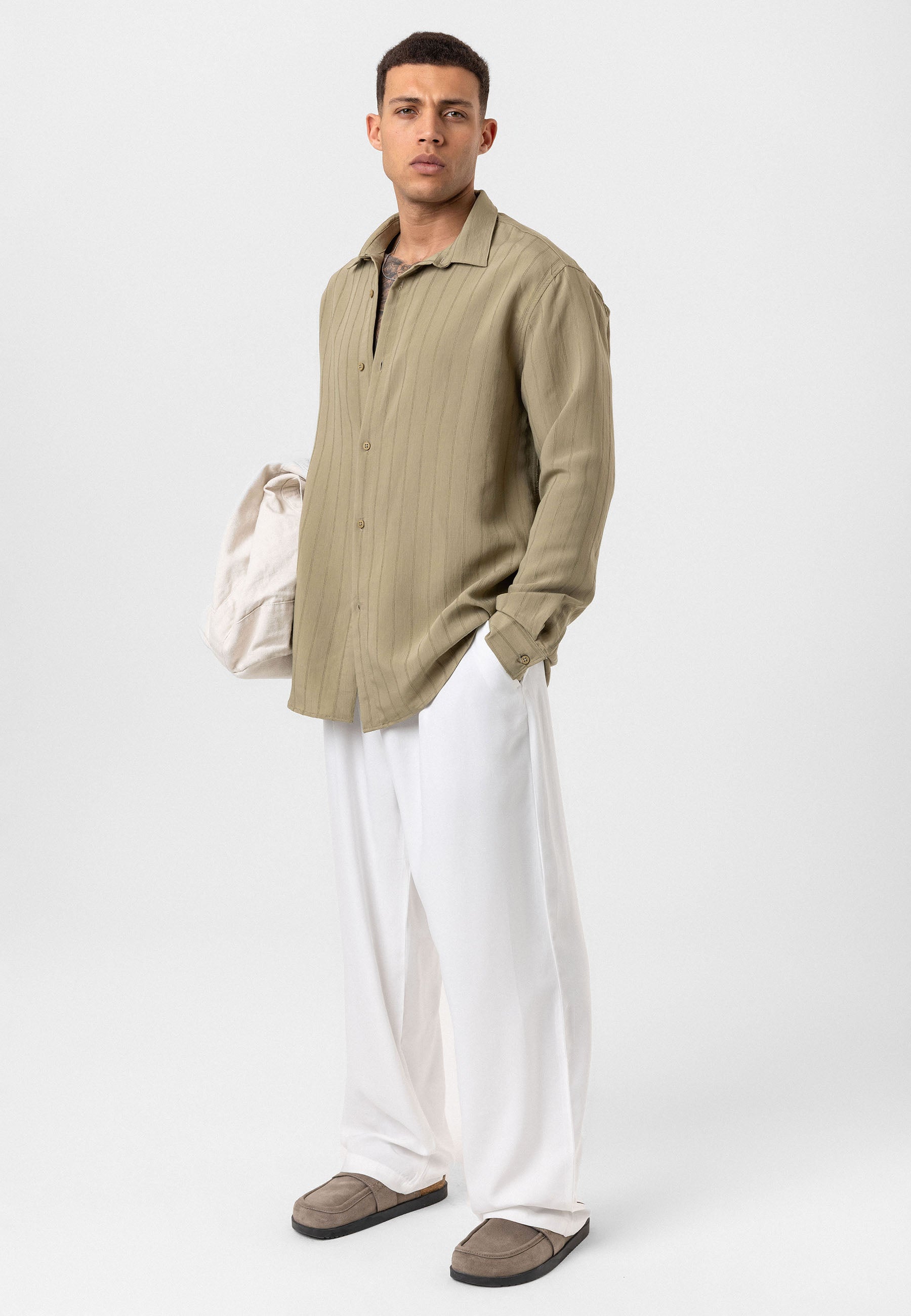 Misty Taupe Button-Up Shirt – Relaxed Comfort Fit