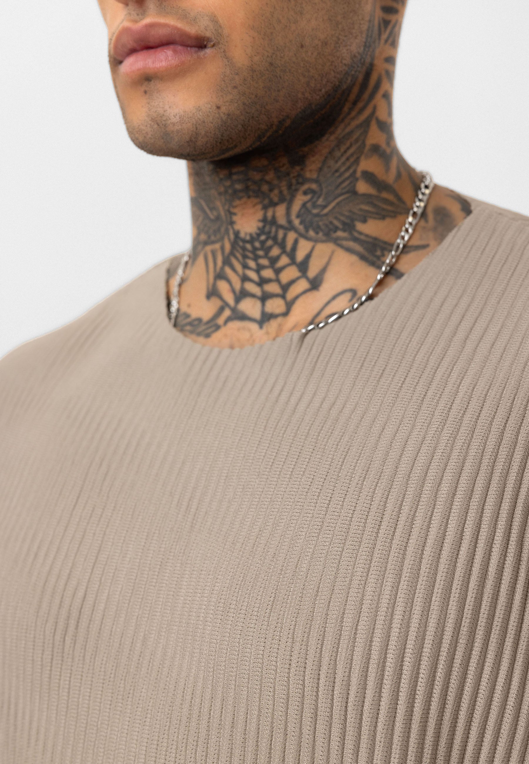 Oversized Ribbed T-Shirt in Olive Minimal Streetwear Vibe