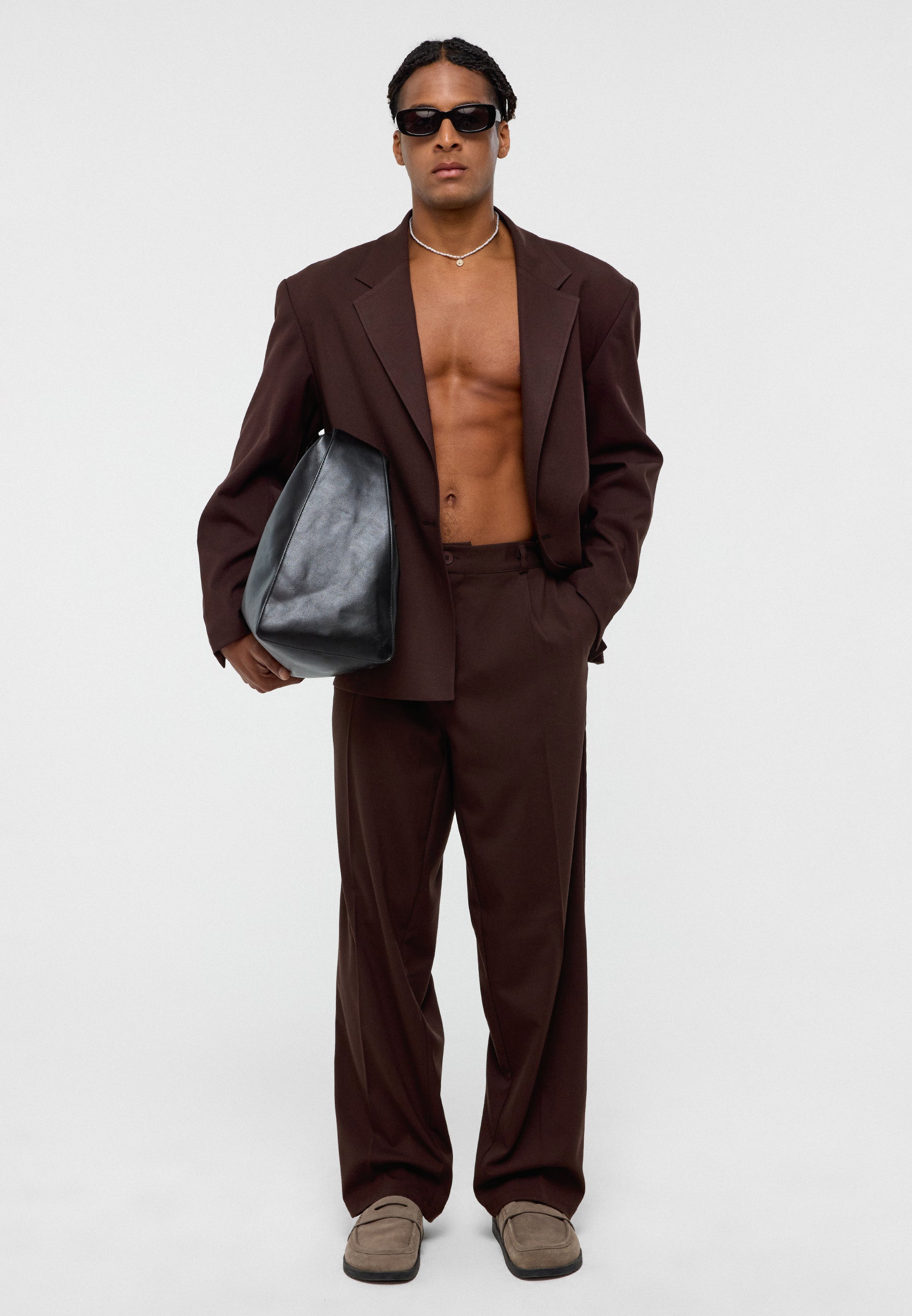 Oversized Single‑Button Suit Trousers – Relaxed Volume, Refined Linen Blend