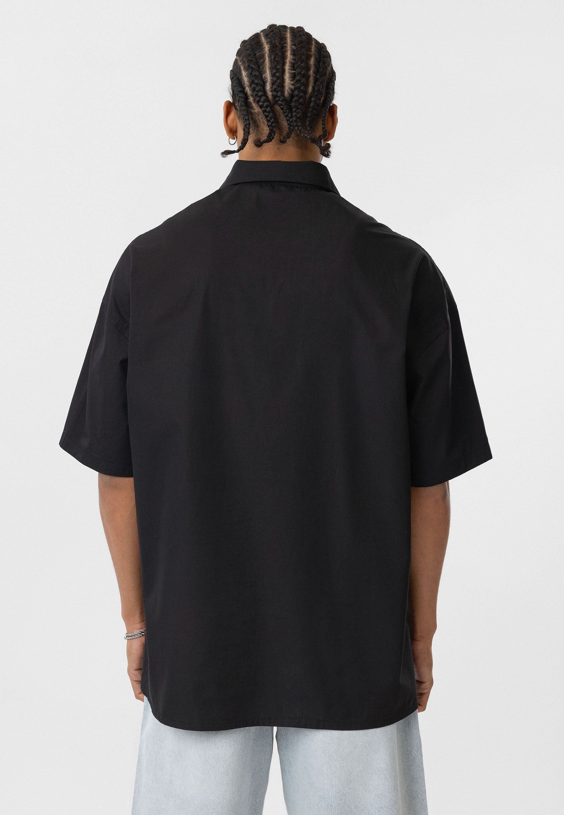 Rich Black Oversize Printed Short-Sleeve Shirt – Relaxed Streetwear