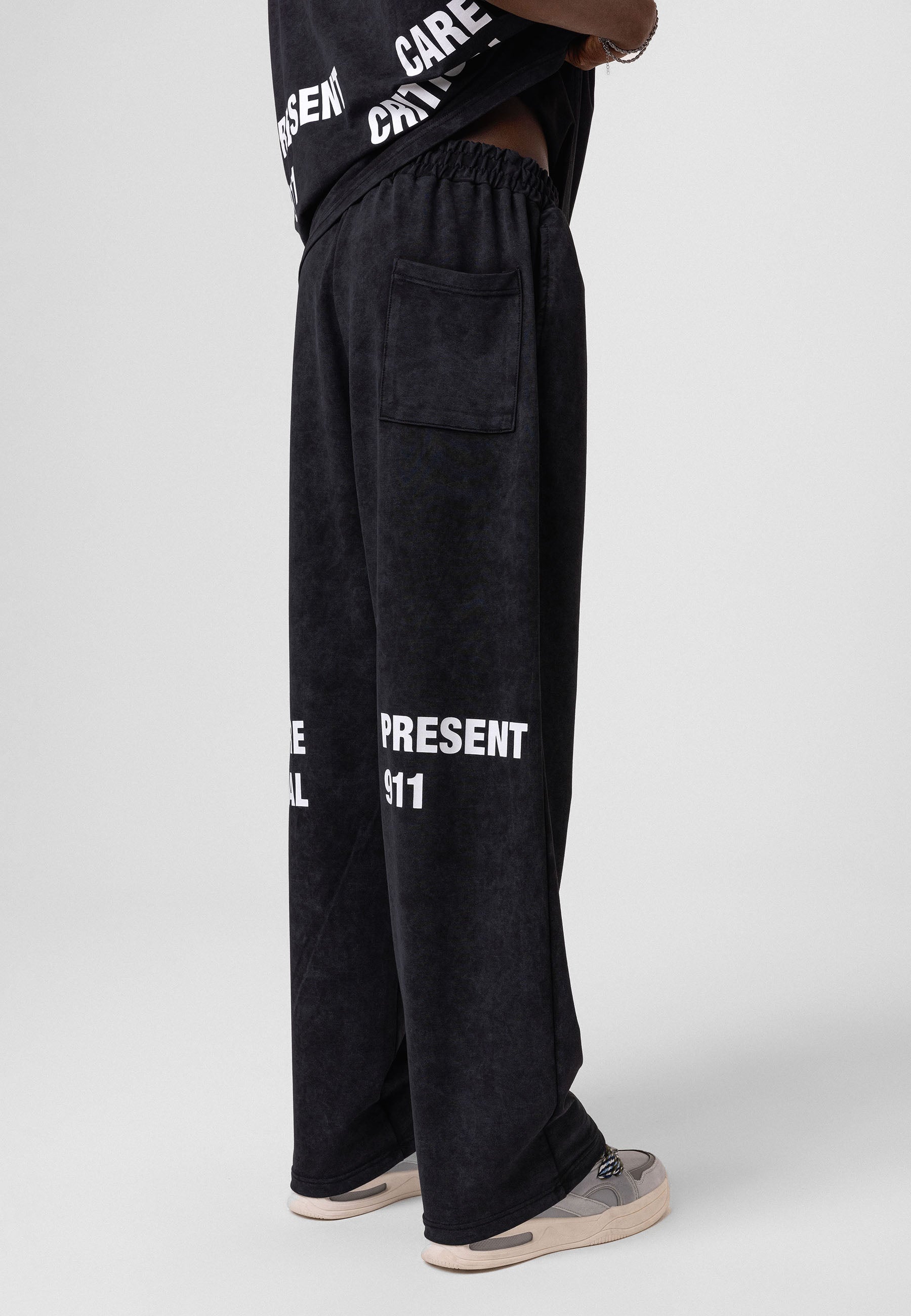Oversized Washed Track Pants – Street-Ready Comfort with Soft Texture