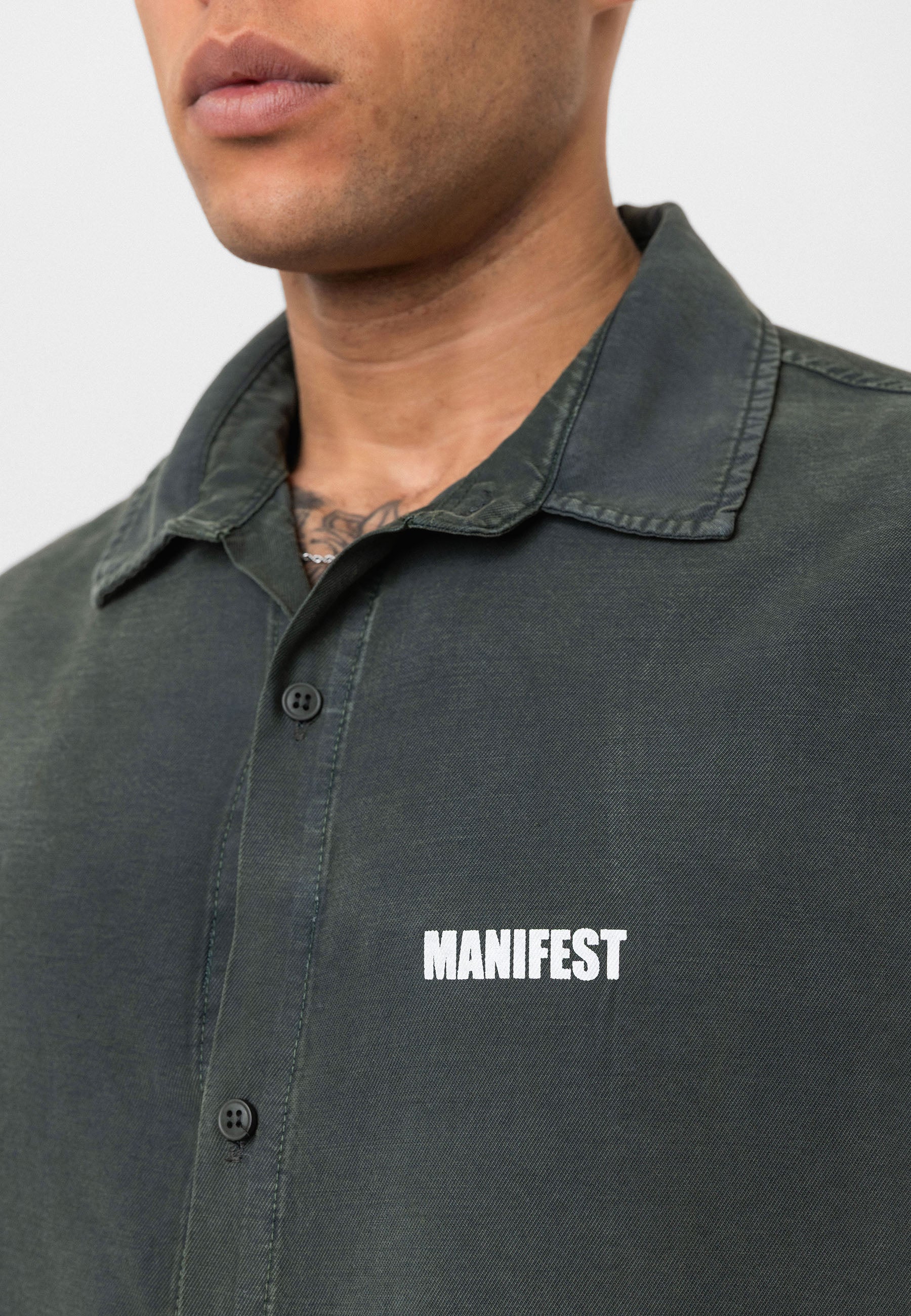 Washed Black Oversize Printed Short Sleeve Shirt – Relaxed Street Style