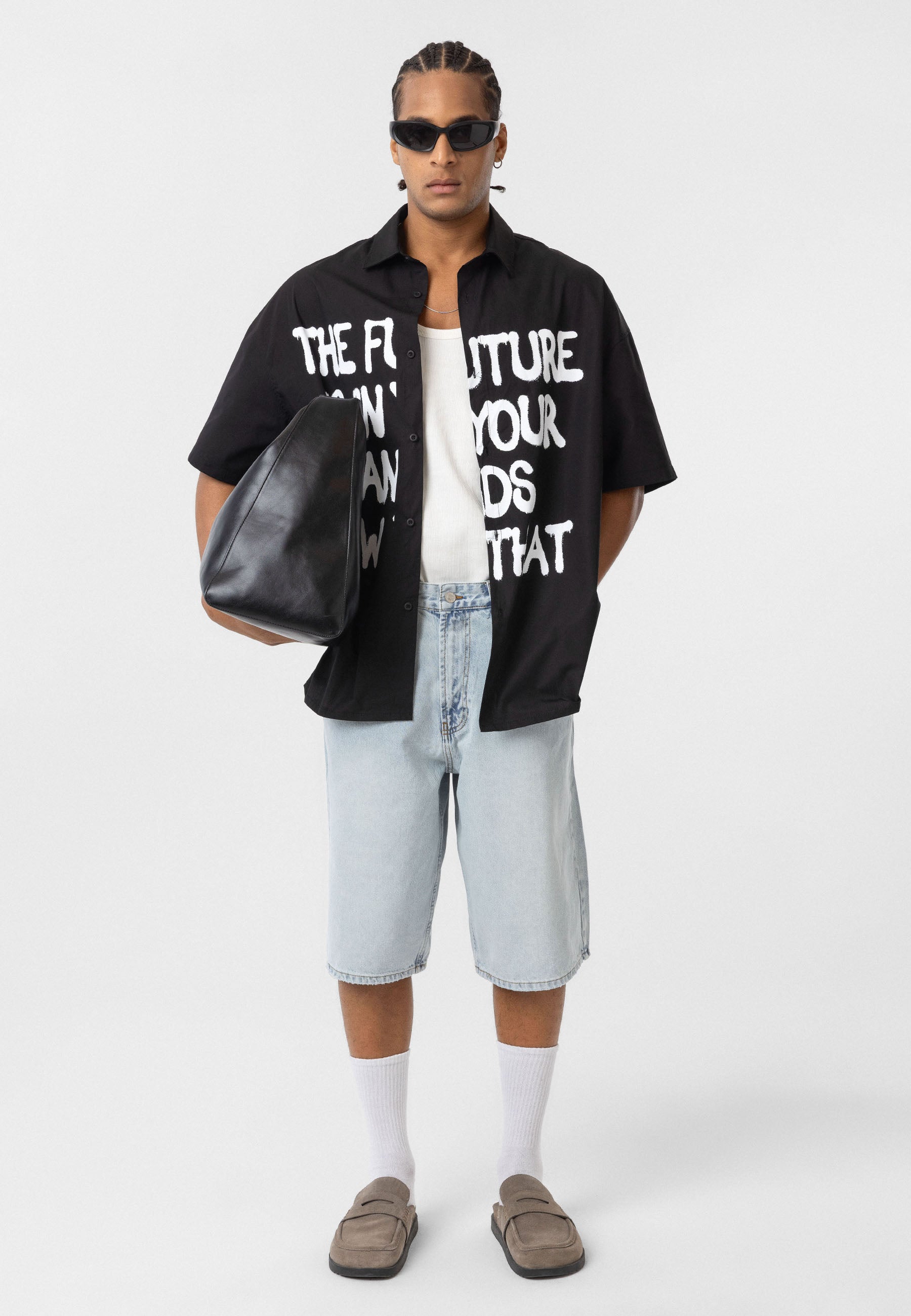 Rich Black Oversize Printed Short-Sleeve Shirt – Relaxed Streetwear