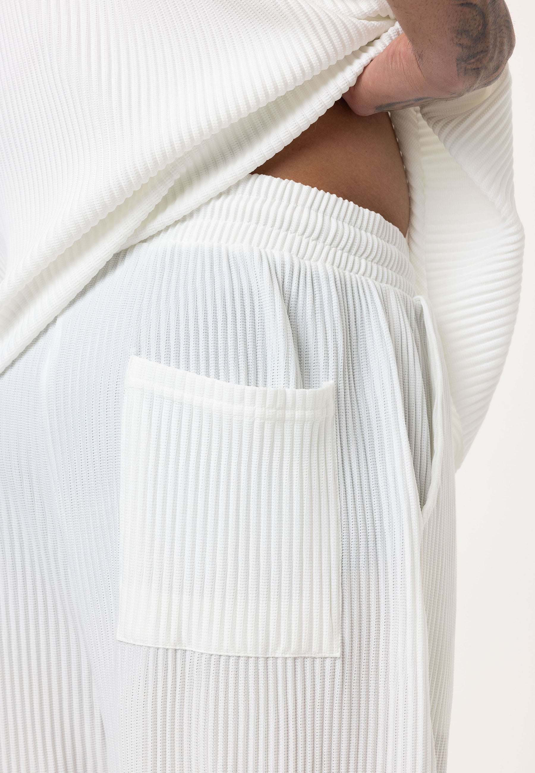 White Men’s Oversized Ribbed T-Shirt Textured Streetwear Fit