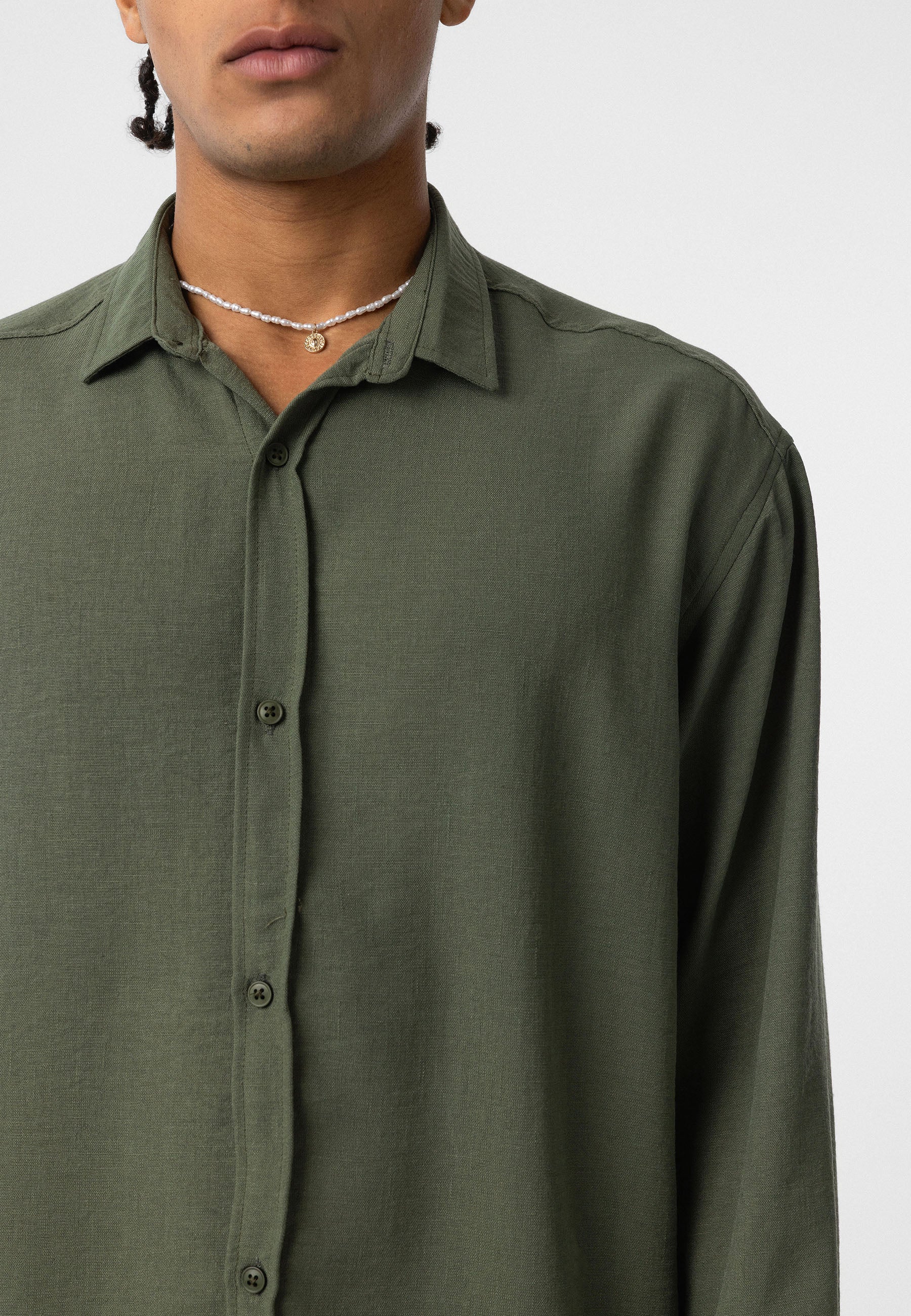 Pure Black Comfort Fit Button-Up Shirt – Timeless Essential