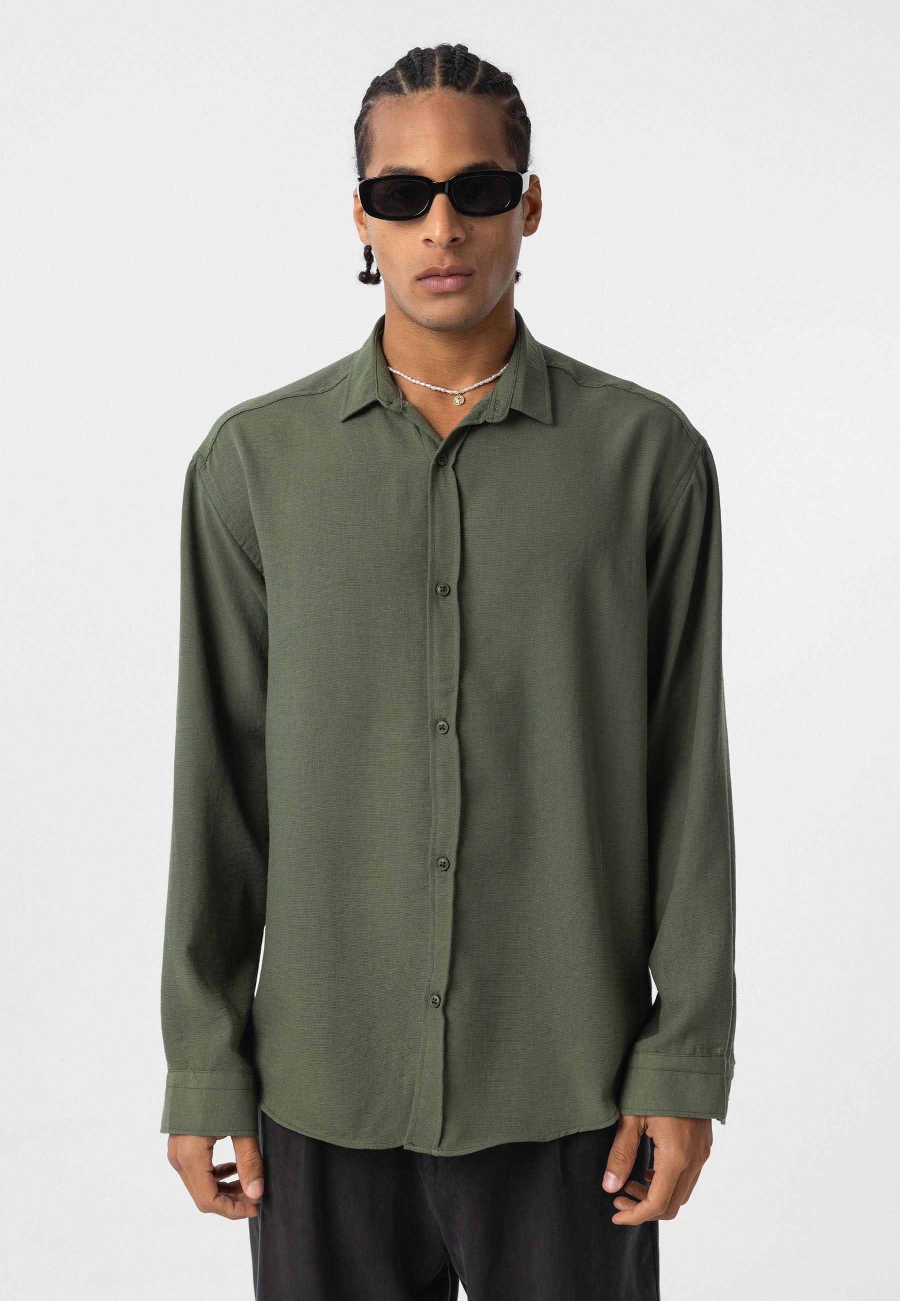 Pure Black Comfort Fit Button-Up Shirt – Timeless Essential