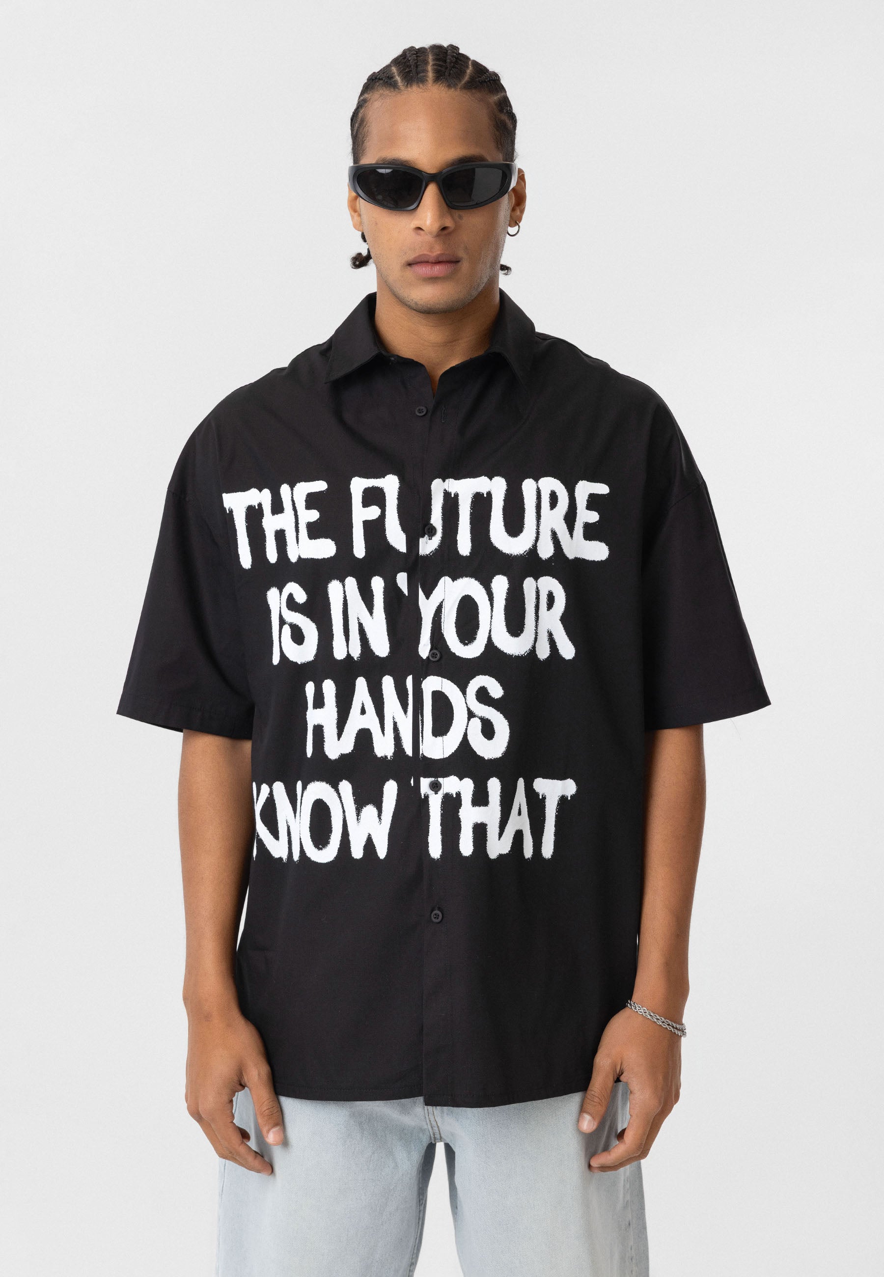 Rich Black Oversize Printed Short-Sleeve Shirt – Relaxed Streetwear
