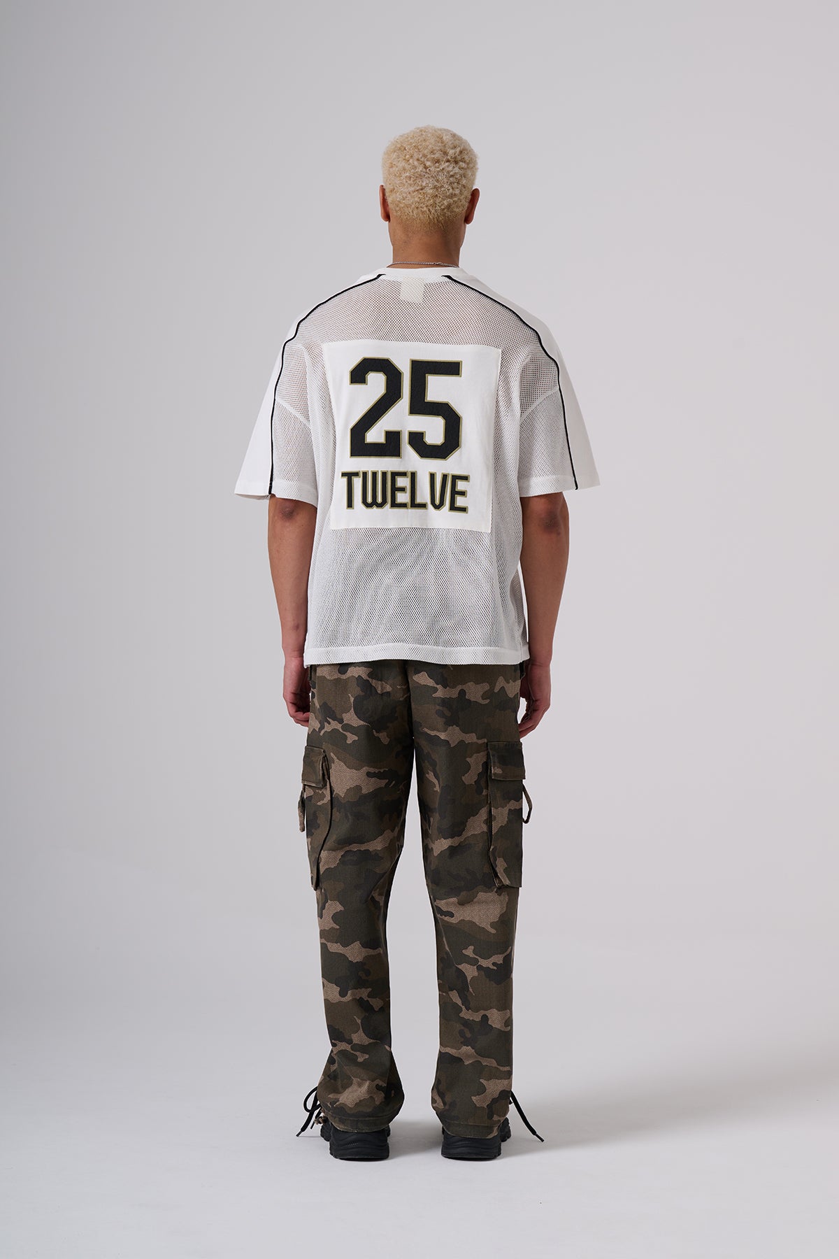 Drop-Shoulder Statement T-shirts – Oversized Street Silhouette