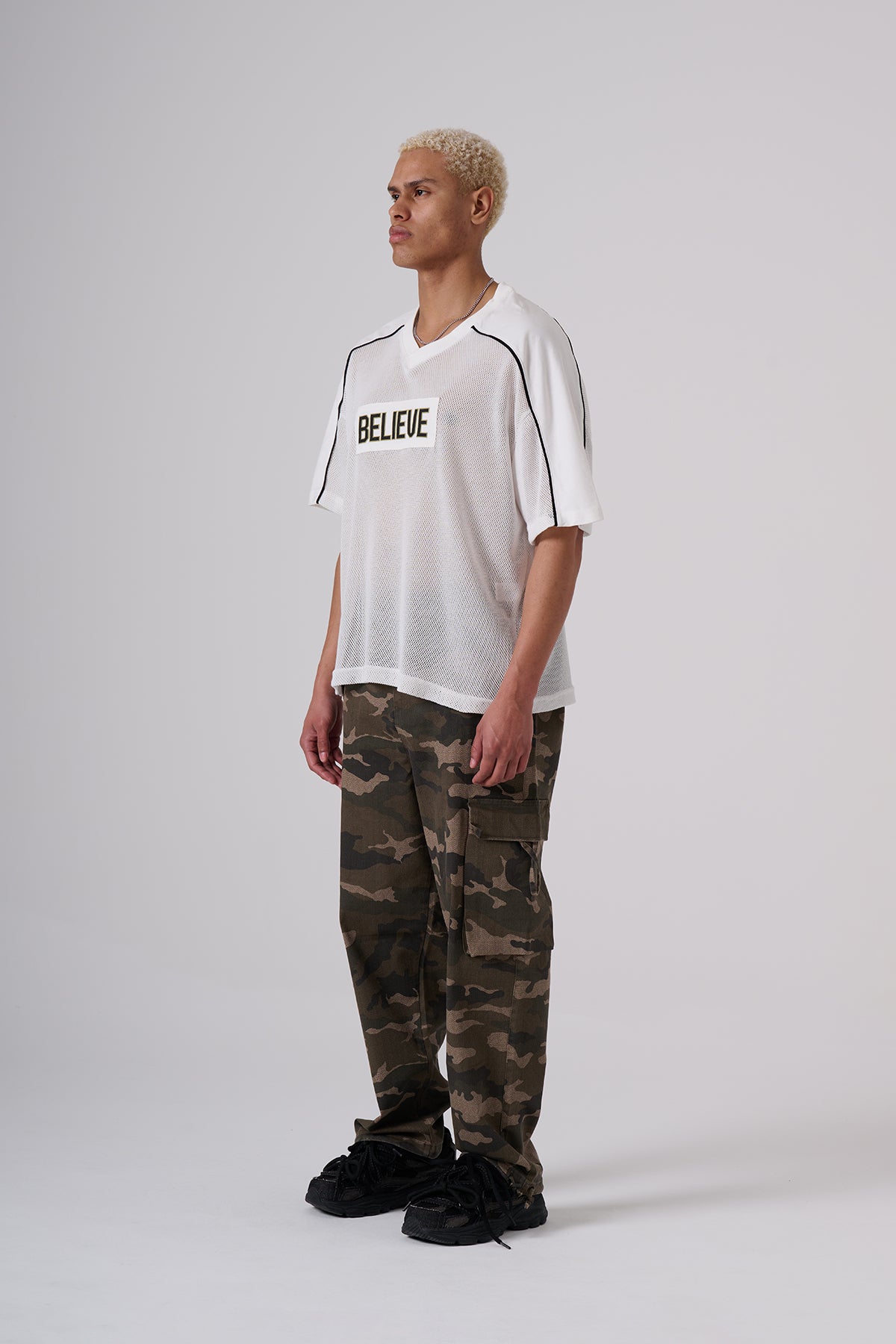 Drop-Shoulder Statement T-shirts – Oversized Street Silhouette