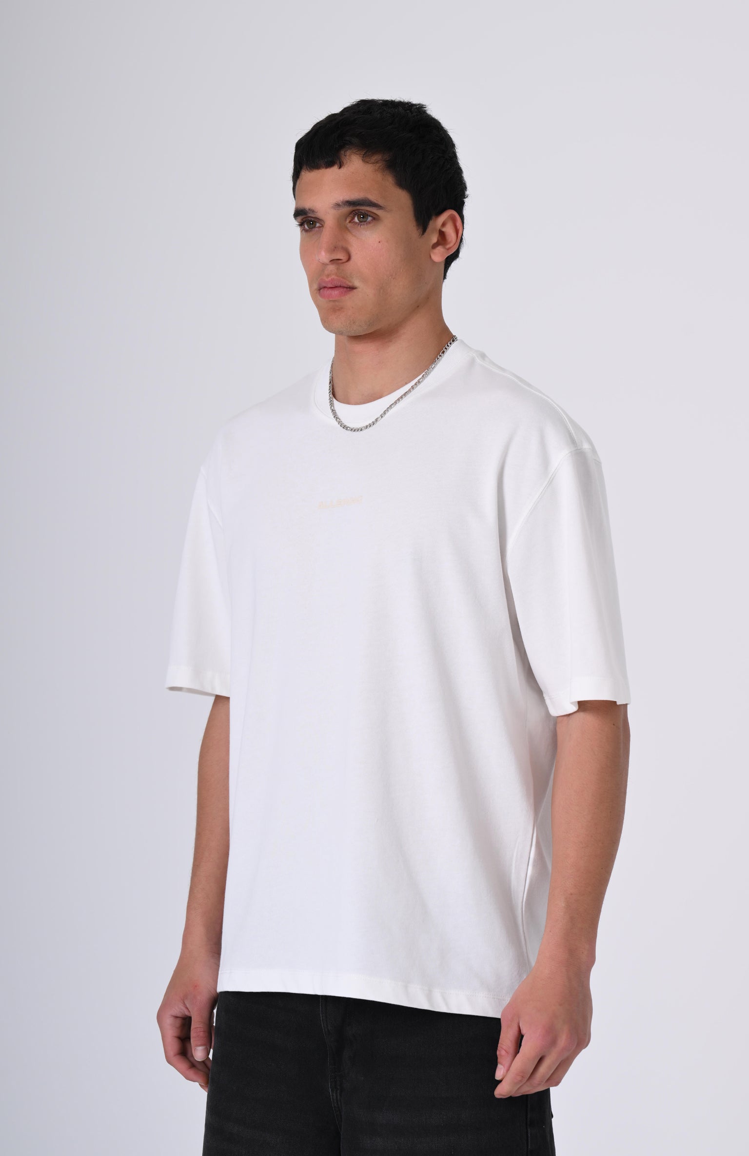 Oversized Printed Tee – Premium Comfort in Black, White, or Pink