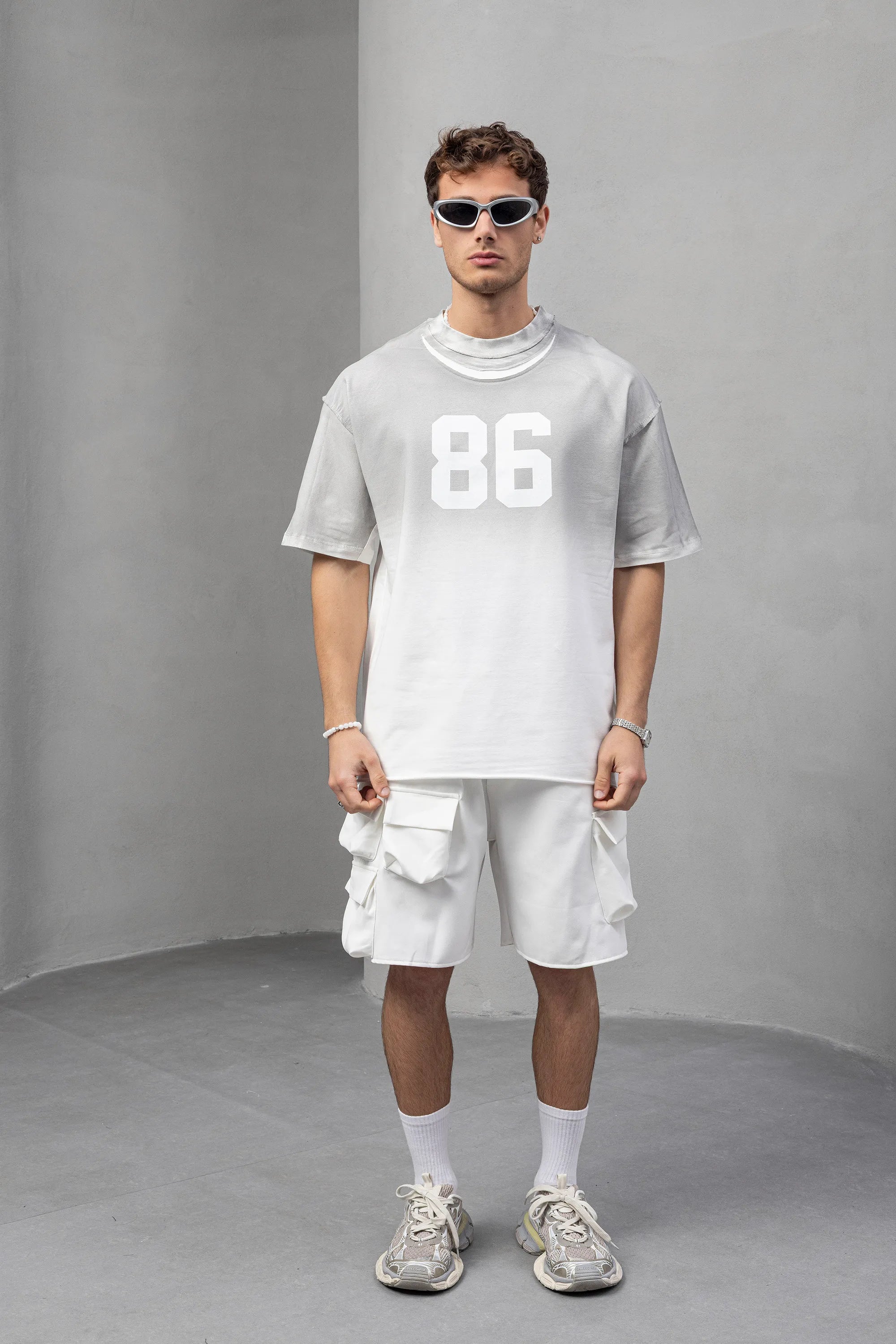 Number 86 Graphic T-Shirt - White Casual Oversized Tee