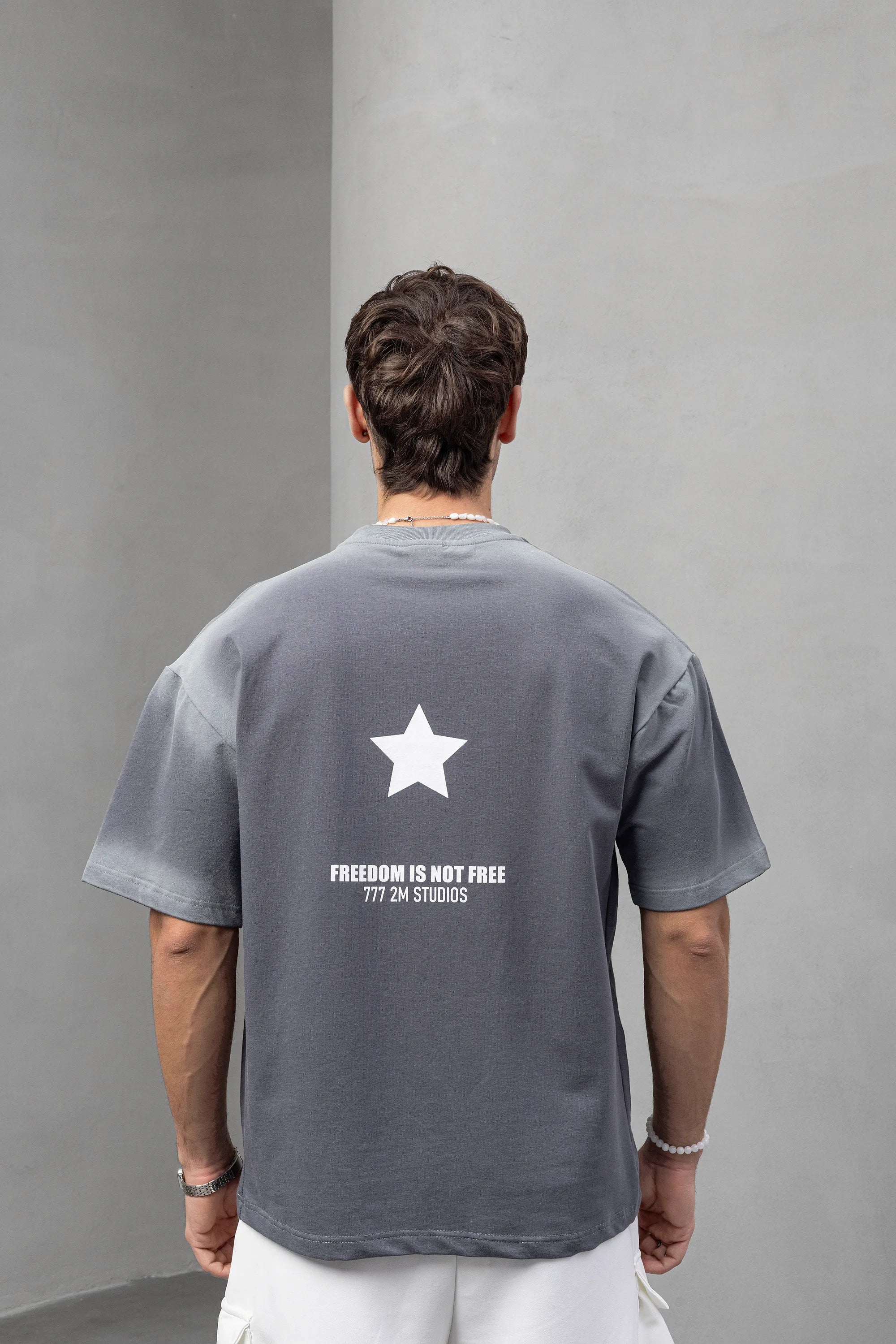 Freedom Star Graphic T-Shirt - Grey Casual Oversized Tee