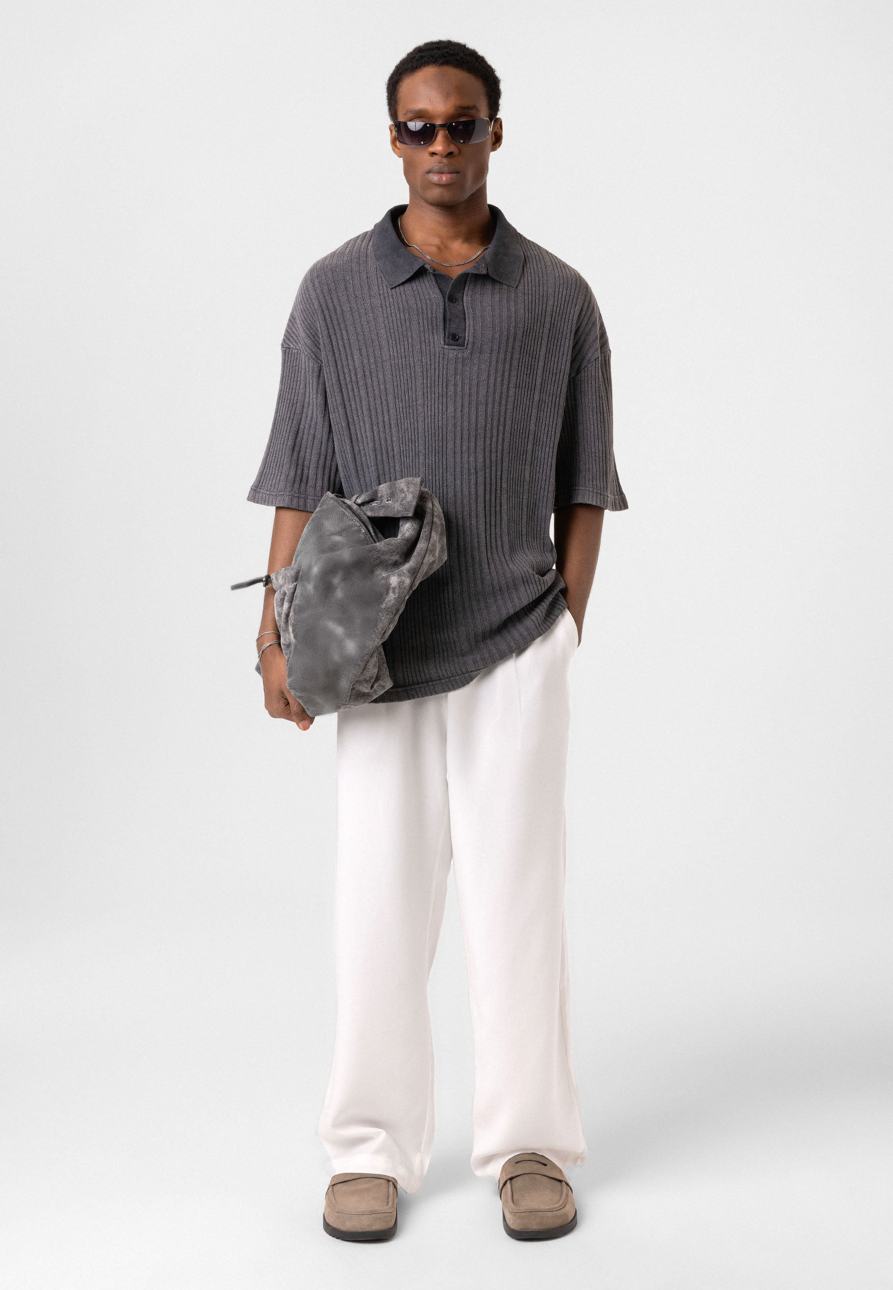 Oversized Knit Polo-Collar Top – Elevated Comfort with Clean Minimalism