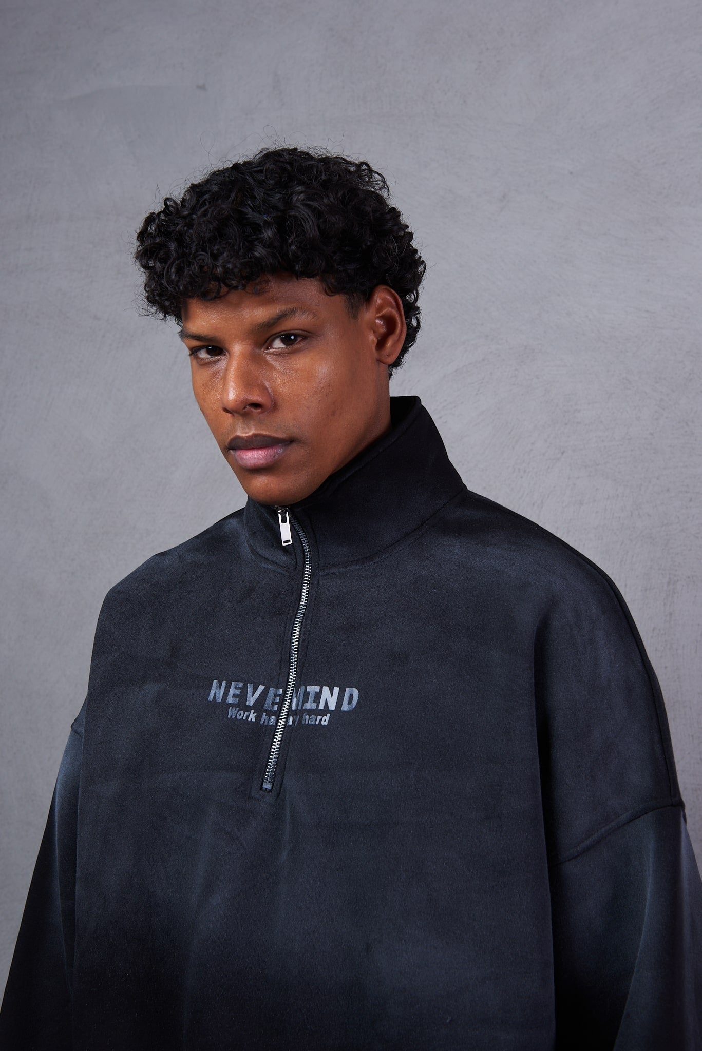 Men’s Rest Sweater – Black