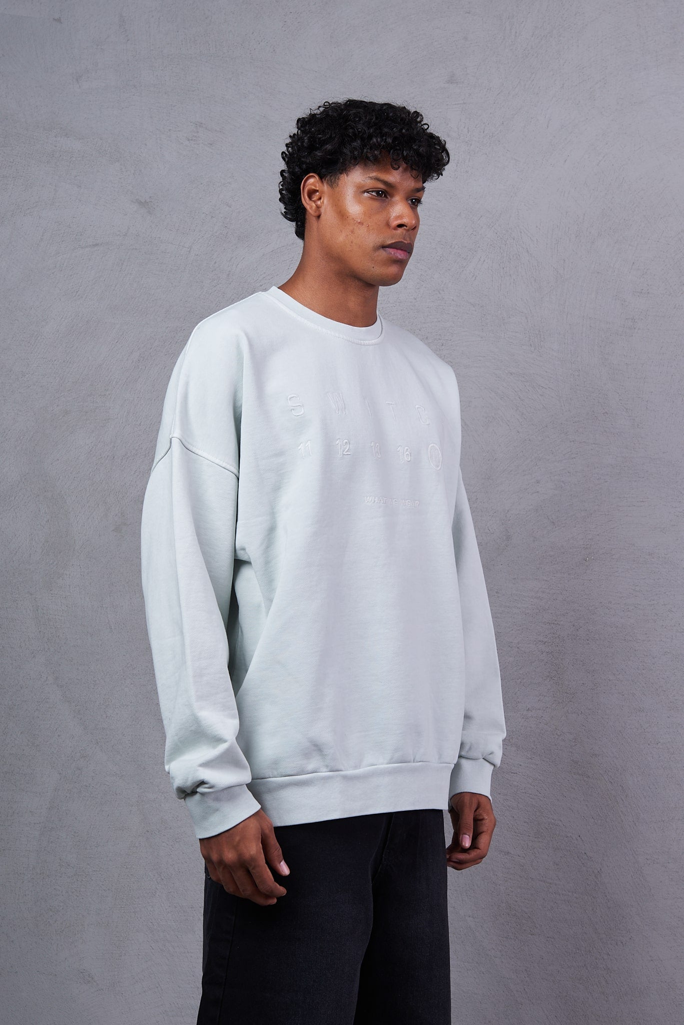Man Active Oversized Sweatshirt