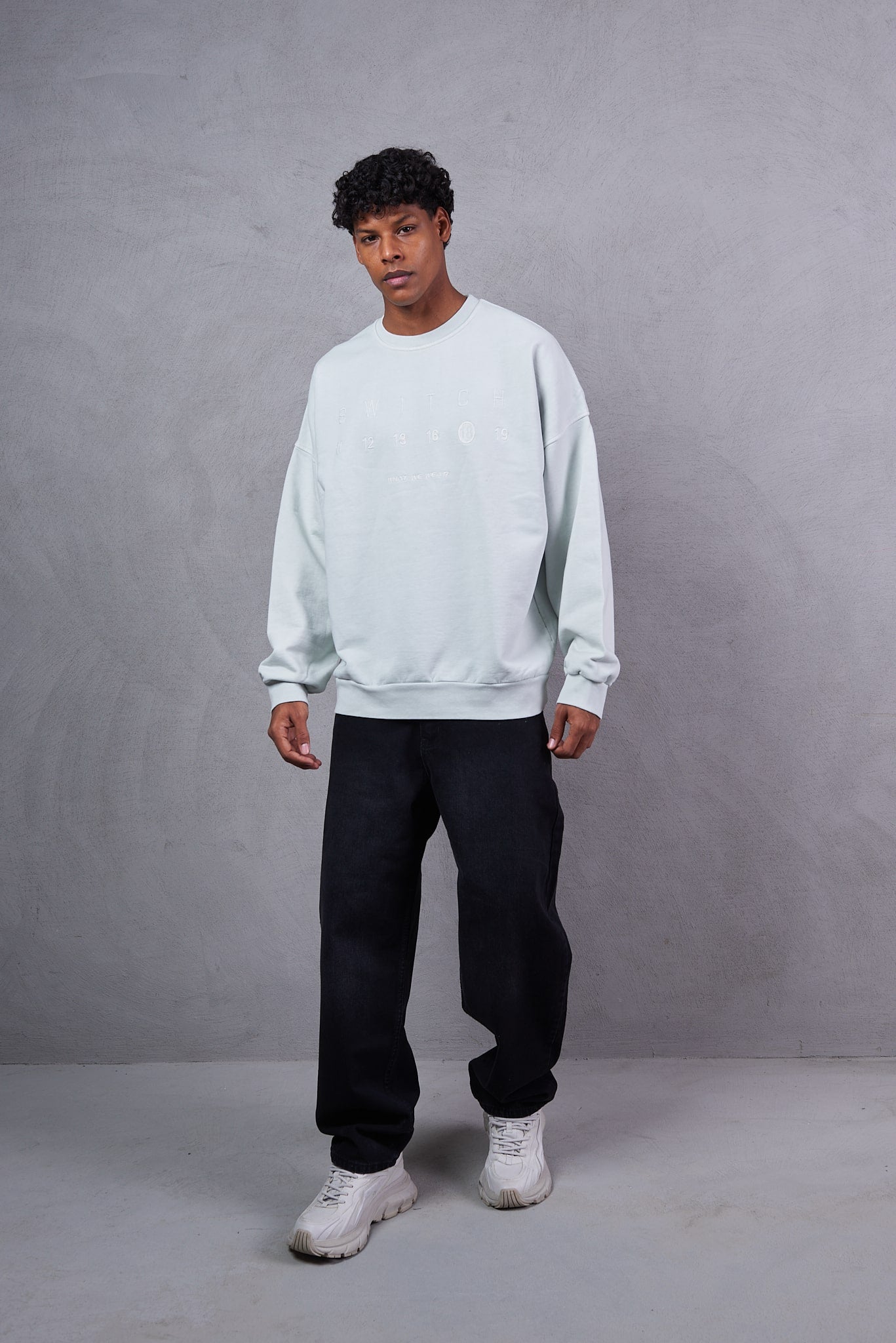 Man Active Oversized Sweatshirt